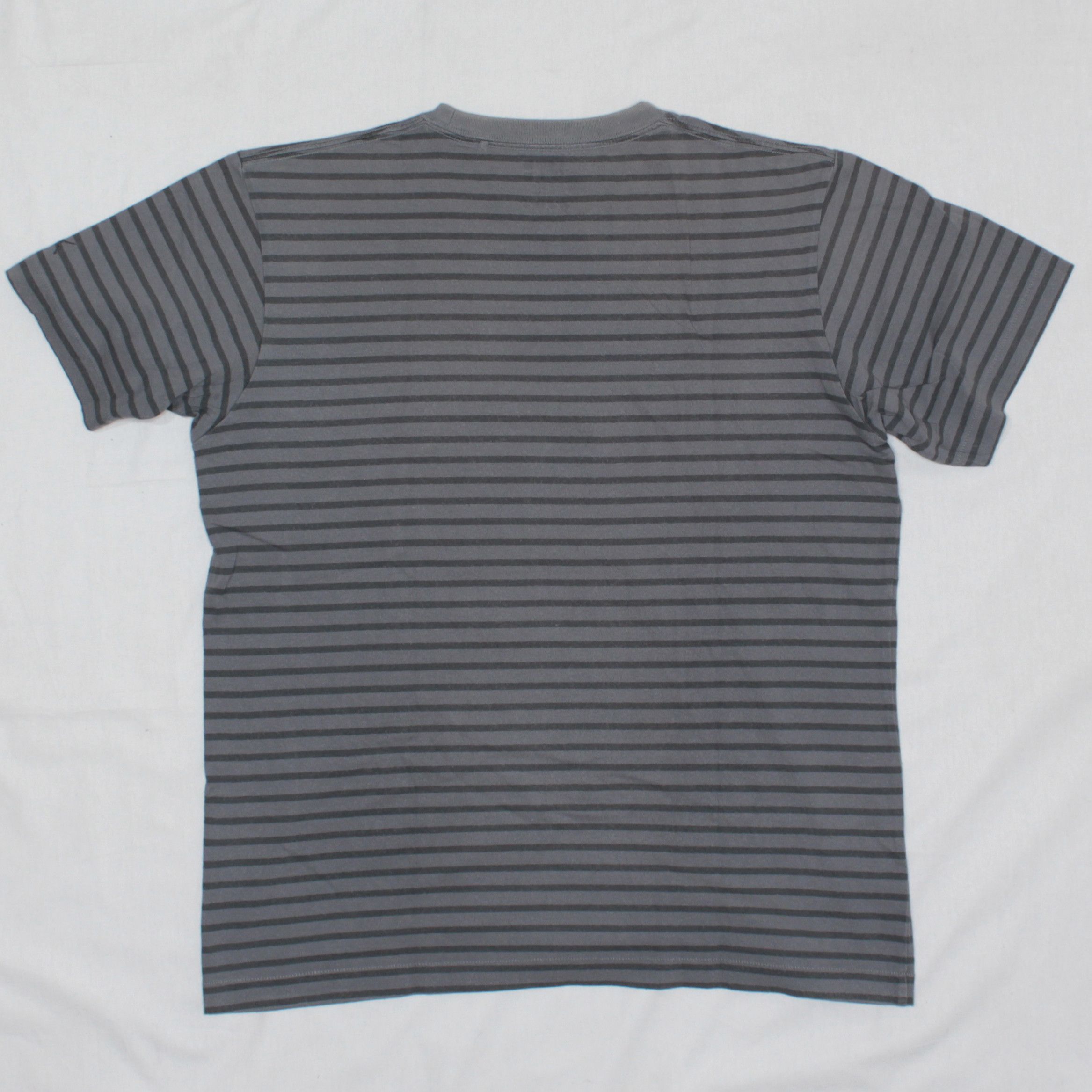 Kaws × Uniqlo Kaws x Uniqlo Sesame Street Grey Size US S / EU 44-46 / 1 - 2 Thumbnail