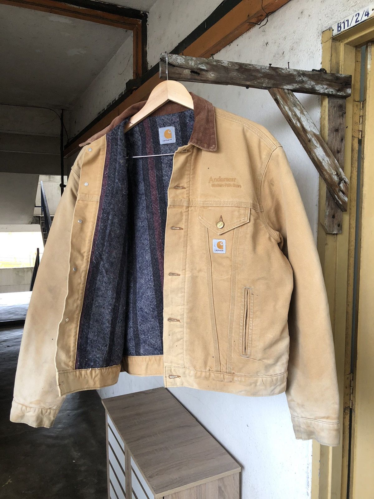 Carhartt Vintage Carhartt Distressed Detroit Jackets Size US L / EU 52-54 / 3 - 5 Thumbnail