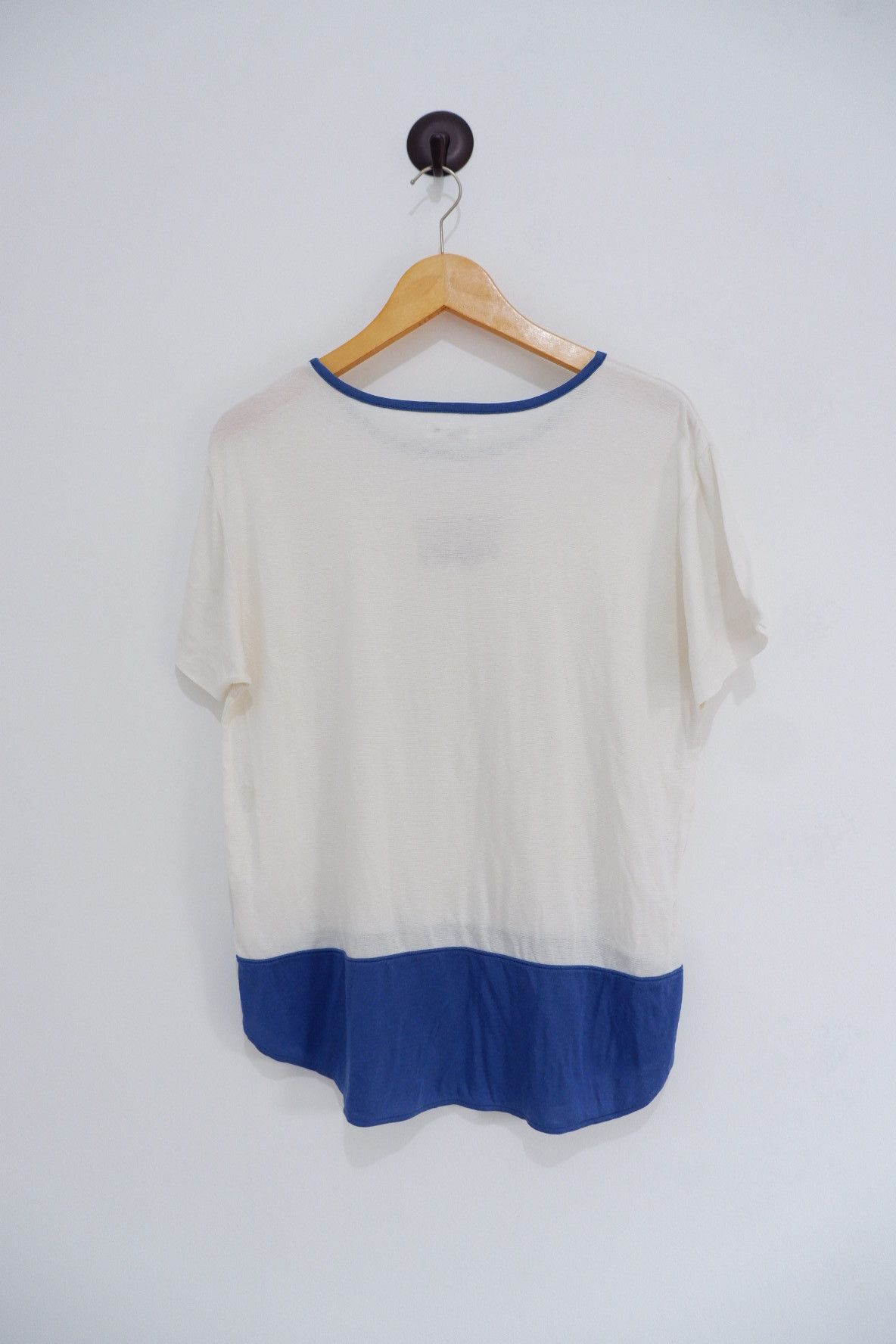 Celine Vintage Celine Paris T shirt | Womens Size US M / EU 48-50 / 2 - 2 Thumbnail