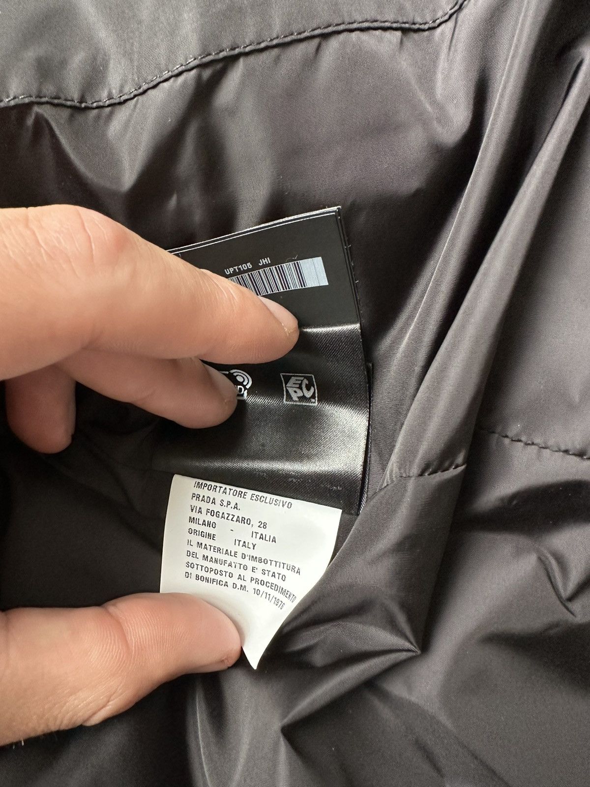 Prada Prada Padded nappa leather vest Size US L / EU 52-54 / 3 - 11 Thumbnail
