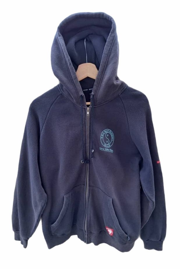 Japanese Brand Vintage T&C Surf Design Hoodies Size US M / EU 48-50 / 2 - 1 Thumbnail