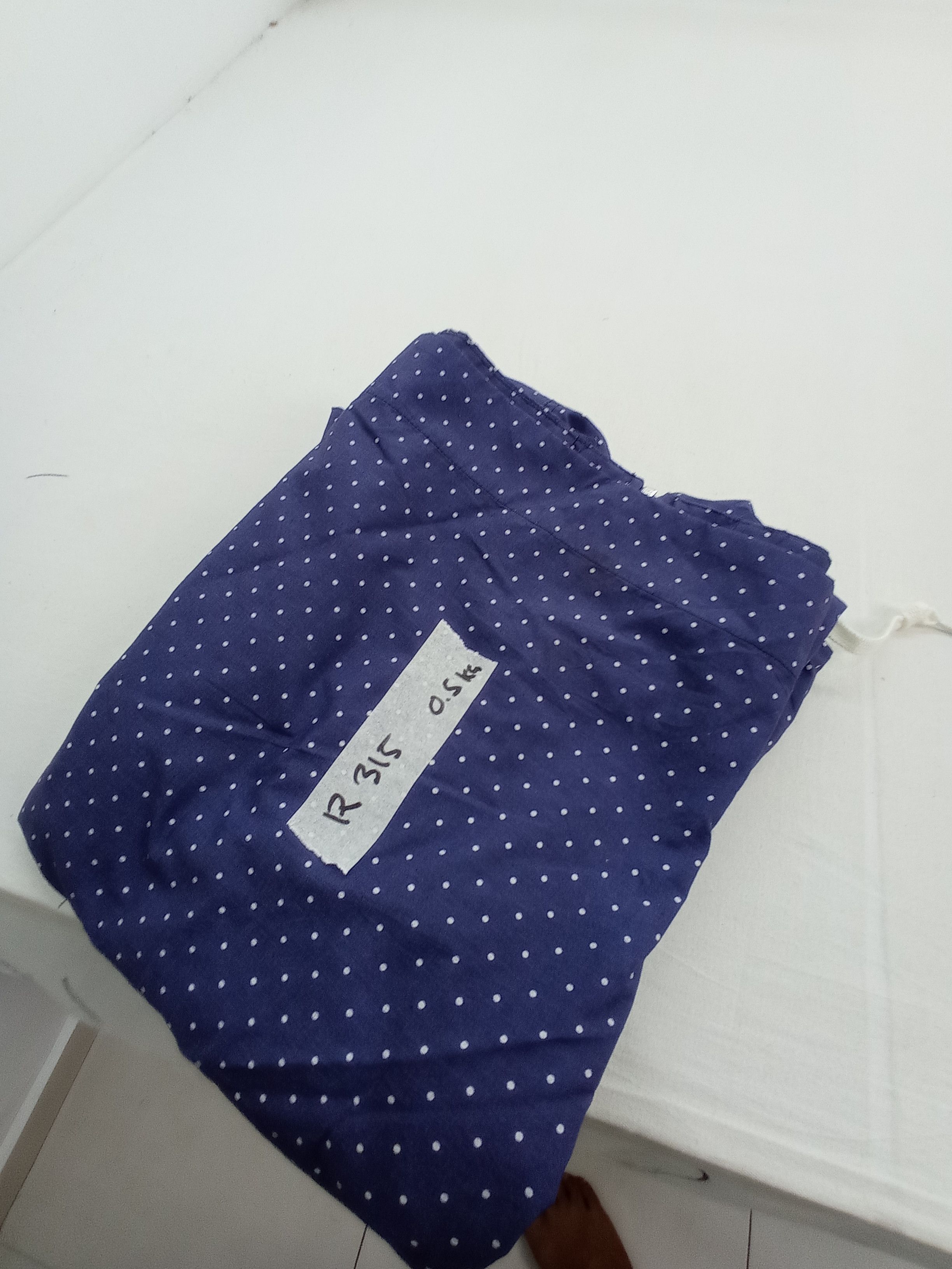 Uniqlo Uniqlo Windbreaker Hoodie Size US XL / EU 56 / 4 - 14 Thumbnail
