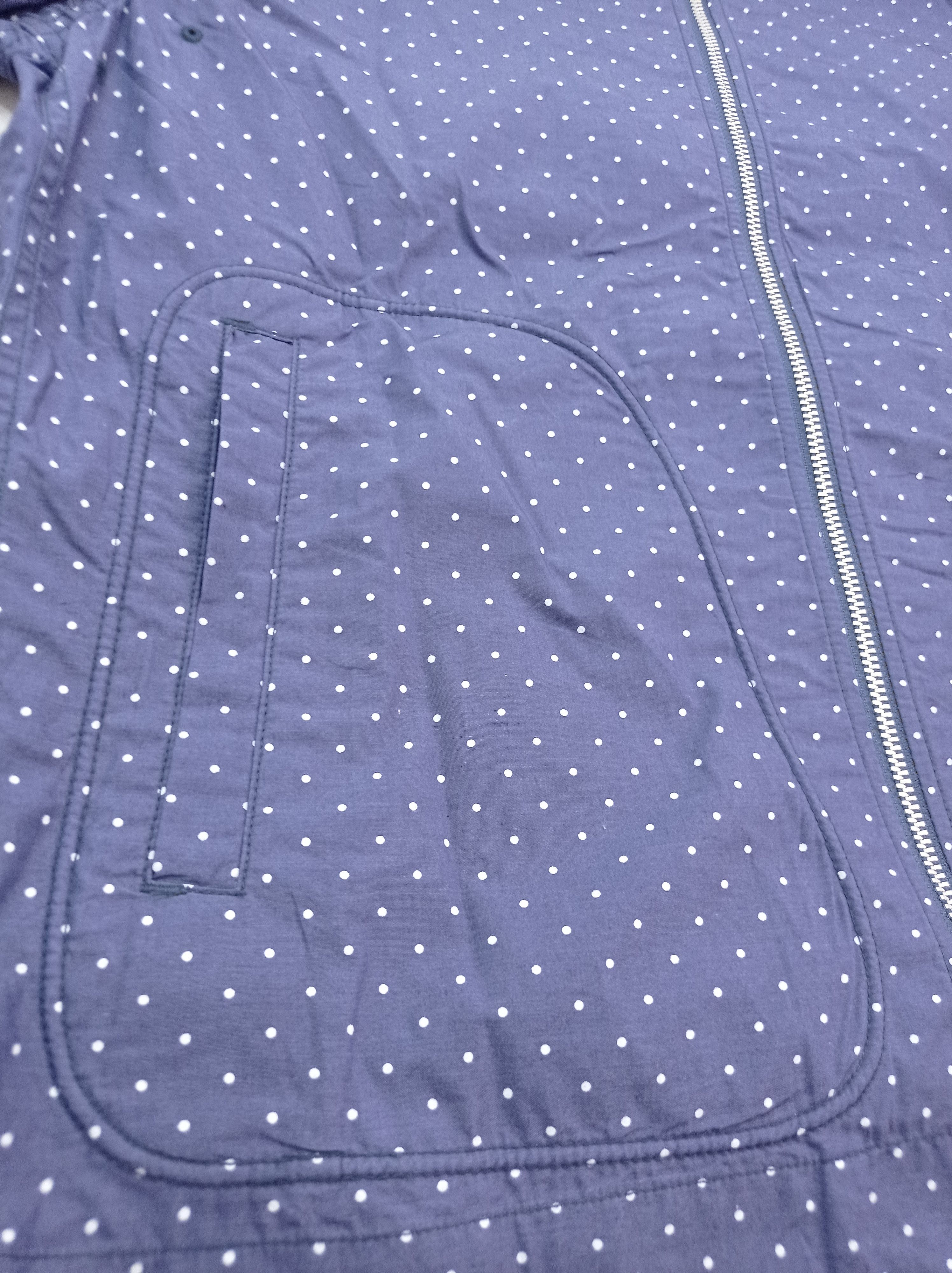 Uniqlo Uniqlo Windbreaker Hoodie Size US XL / EU 56 / 4 - 9 Thumbnail