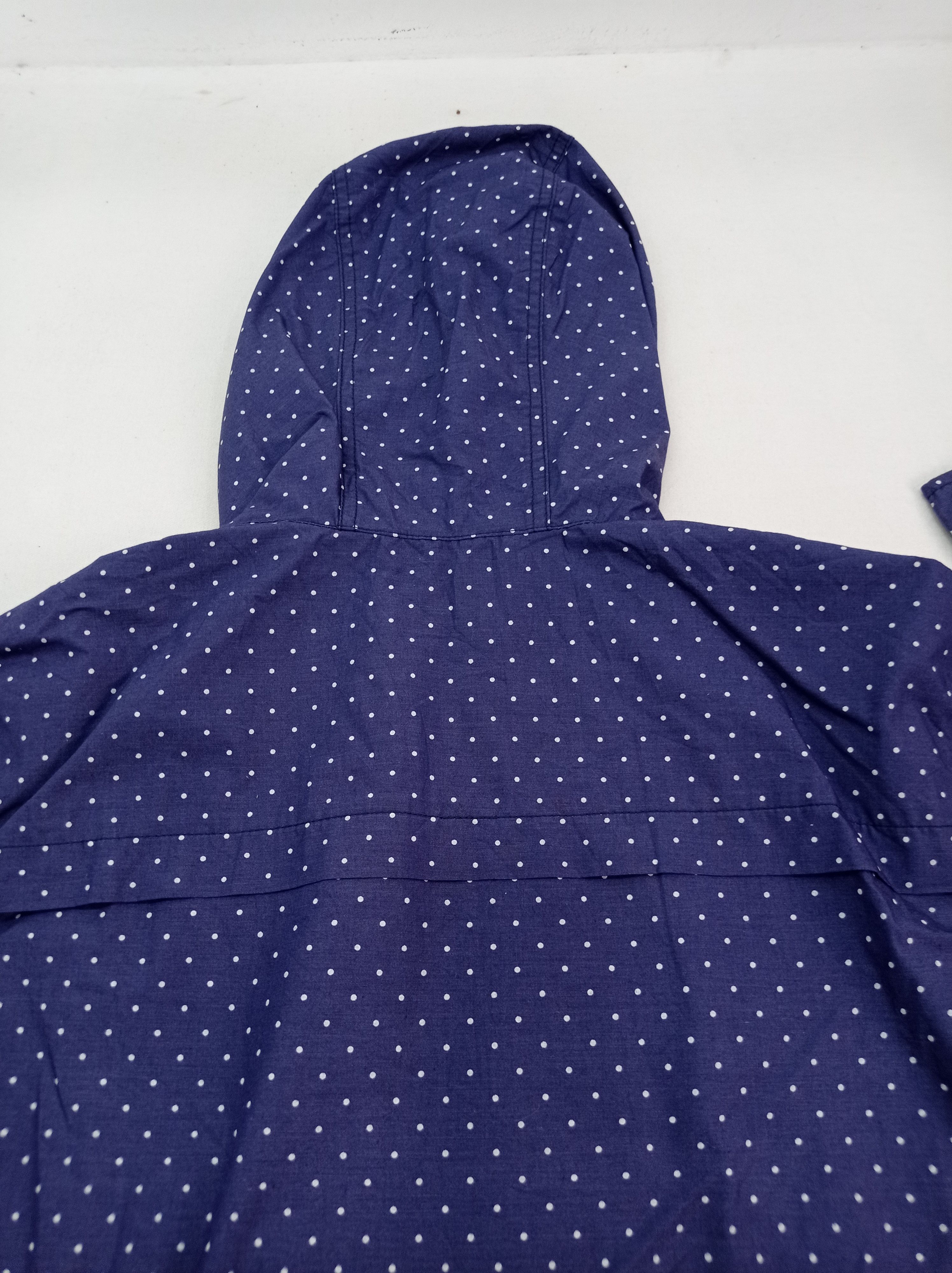 Uniqlo Uniqlo Windbreaker Hoodie Size US XL / EU 56 / 4 - 13 Thumbnail