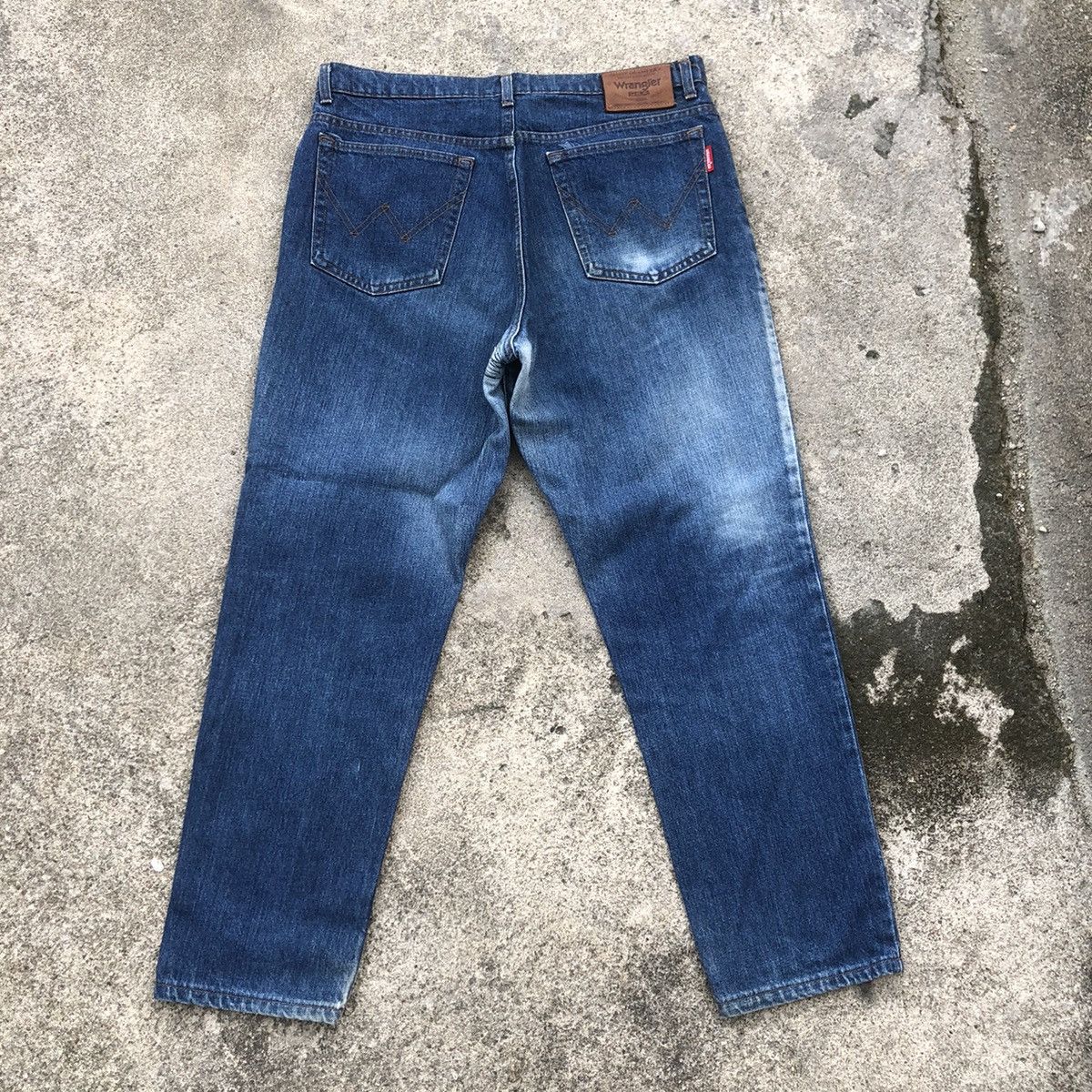 Vintage × Wrangler 🔥Rare🔥Vintage Wrangler USA Spirit Stoned Wash Rips Jeans Size US 34 / EU 50 - 4 Thumbnail