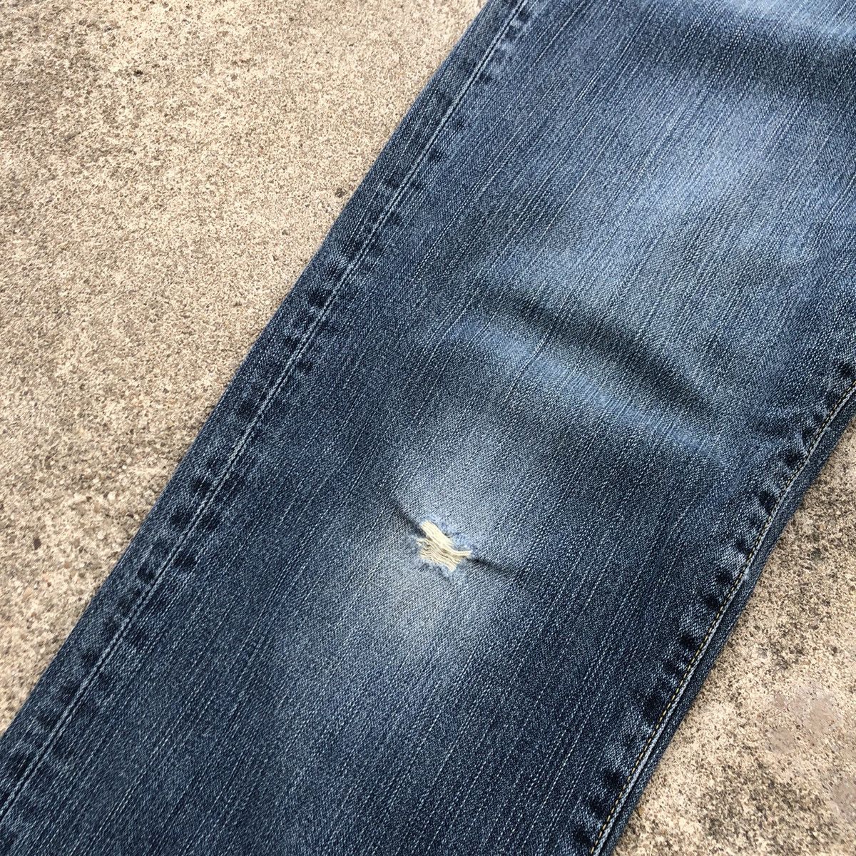 Vintage × Wrangler 🔥Rare🔥Vintage Wrangler Stoned Wash Rips Distress Denim Jeans Size US 30 / EU 46 - 10 Thumbnail