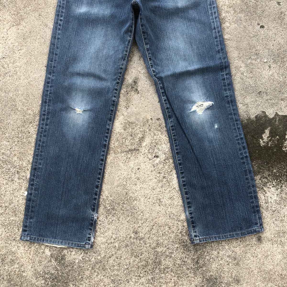 Vintage × Wrangler 🔥Rare🔥Vintage Wrangler Stoned Wash Rips Distress Denim Jeans Size US 30 / EU 46 - 3 Thumbnail