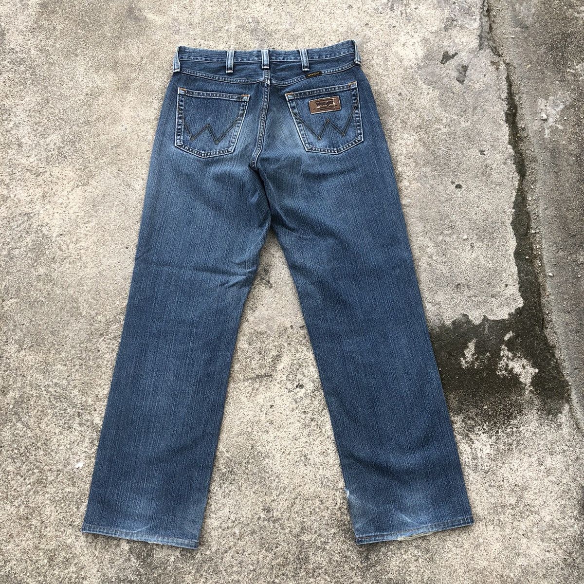 Vintage × Wrangler 🔥Rare🔥Vintage Wrangler Stoned Wash Rips Distress Denim Jeans Size US 30 / EU 46 - 4 Thumbnail