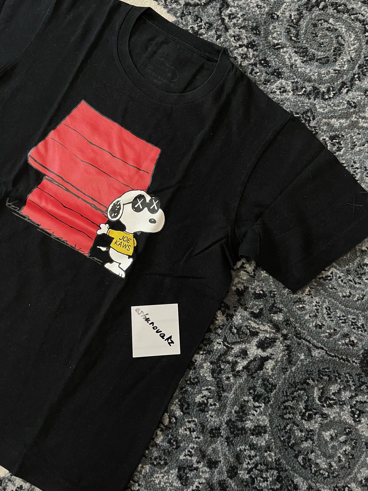 Kaws × Peanuts × Uniqlo Uniqlo x Kaws x Peanuts Tee Black Joe Kaws Size US S / EU 44-46 / 1 - 4 Thumbnail