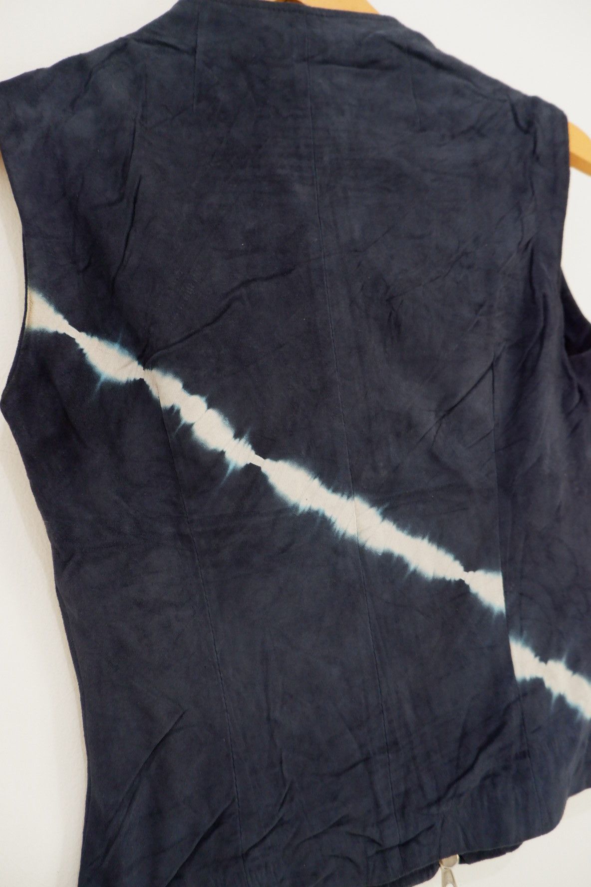 Krizia Uomo Vintage Krizia Pelle Suede Leather Vest Size US S / EU 44-46 / 1 - 5 Thumbnail