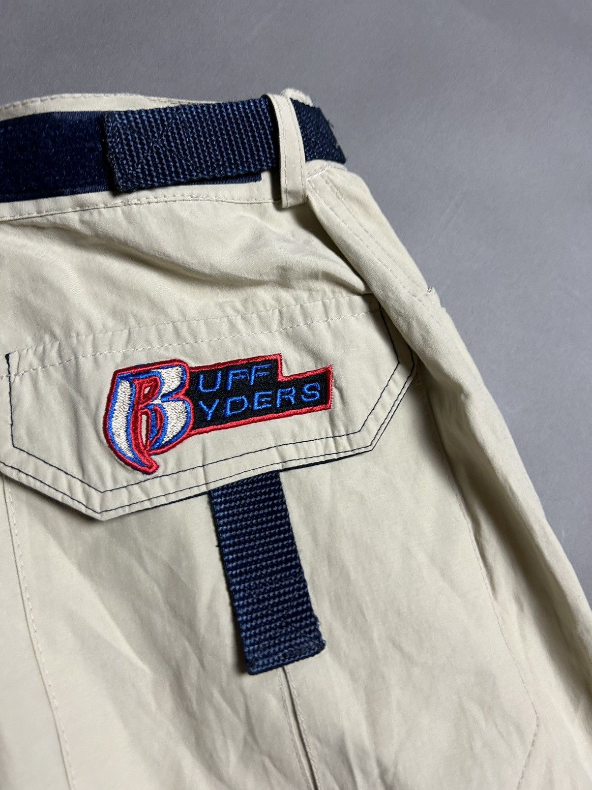 Ruff Ryders DMX Ruff Ryders vintage parachute pants cargo beige Size US 30 / EU 46 - 8 Thumbnail