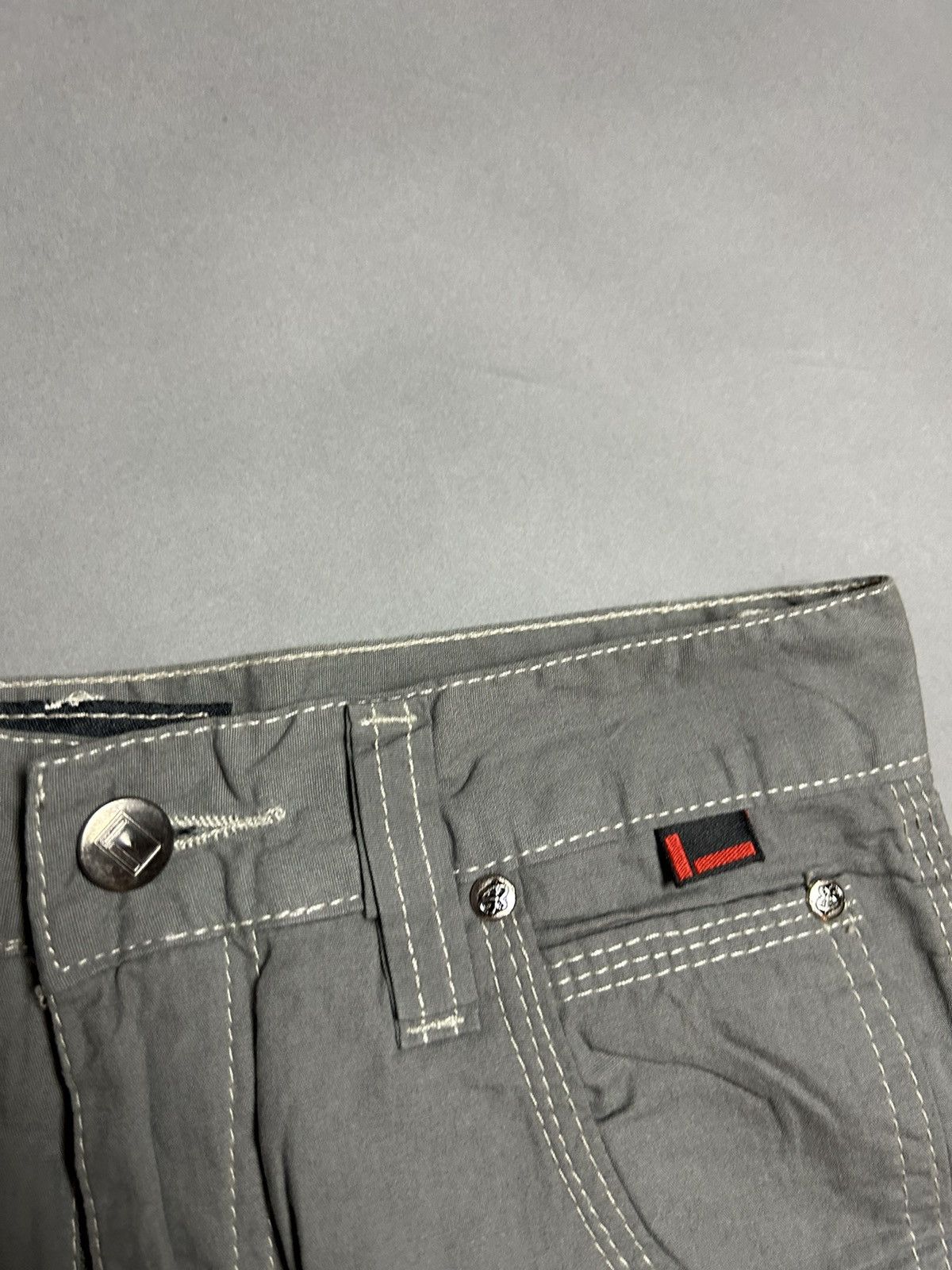 Fubu × Vintage 90s FuBu vintage grey cargo pants Size US 29 - 9 Thumbnail