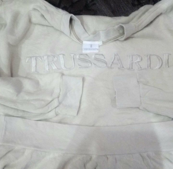 Trussardi Vintage Trussardi big logo sweatshirt made in italy Size US XL / EU 56 / 4 - 4 Thumbnail