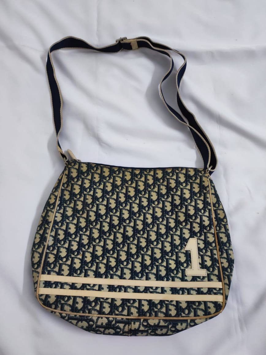 Christian Dior Monsieur × Dior Dior Monogram Crossbody Bag Sling Bag Size ONE SIZE - 1 Thumbnail