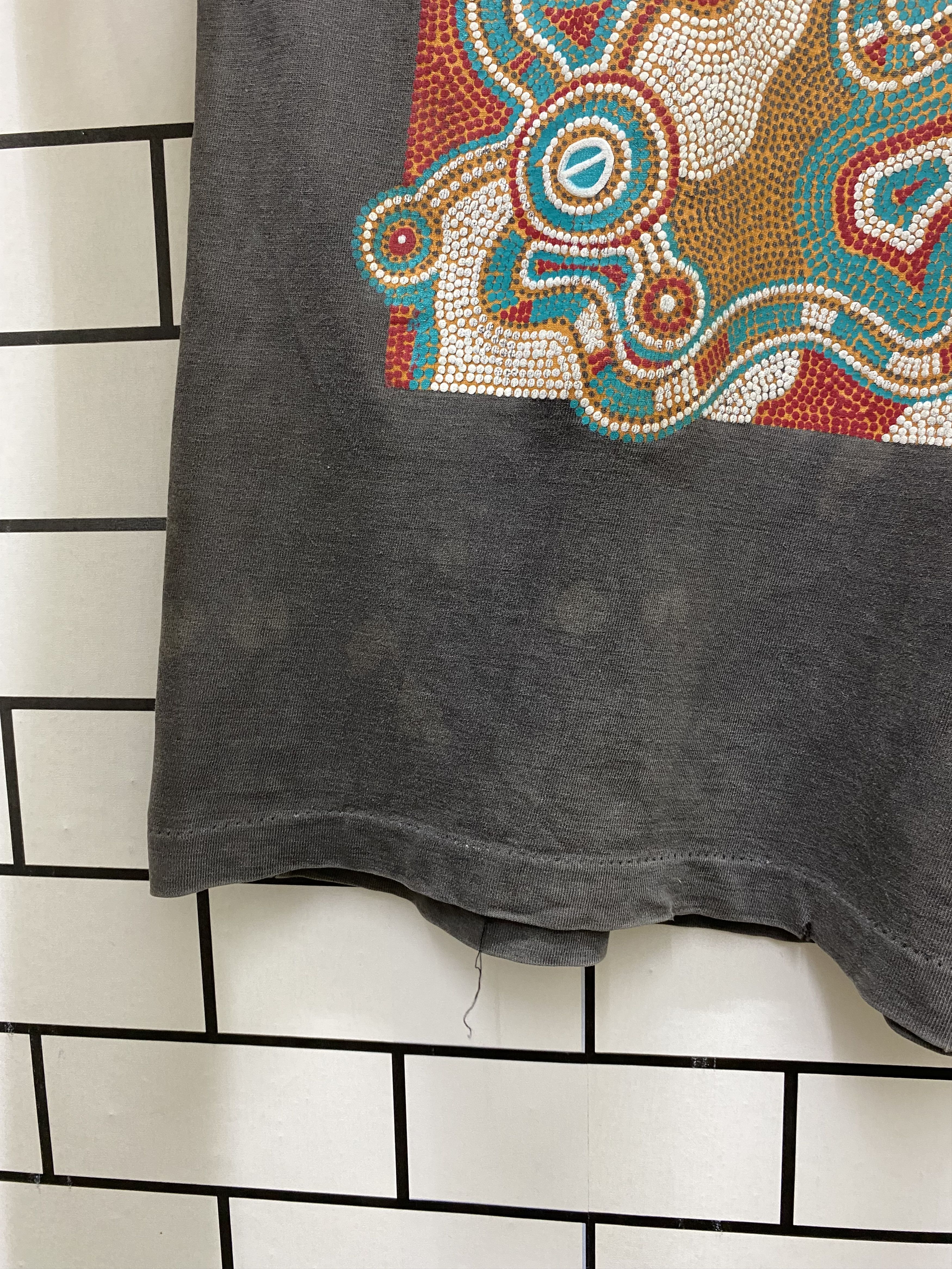 Vintage Vintage 90's Path Of The Emu Australia Art T-Shirt Size US M / EU 48-50 / 2 - 9 Thumbnail