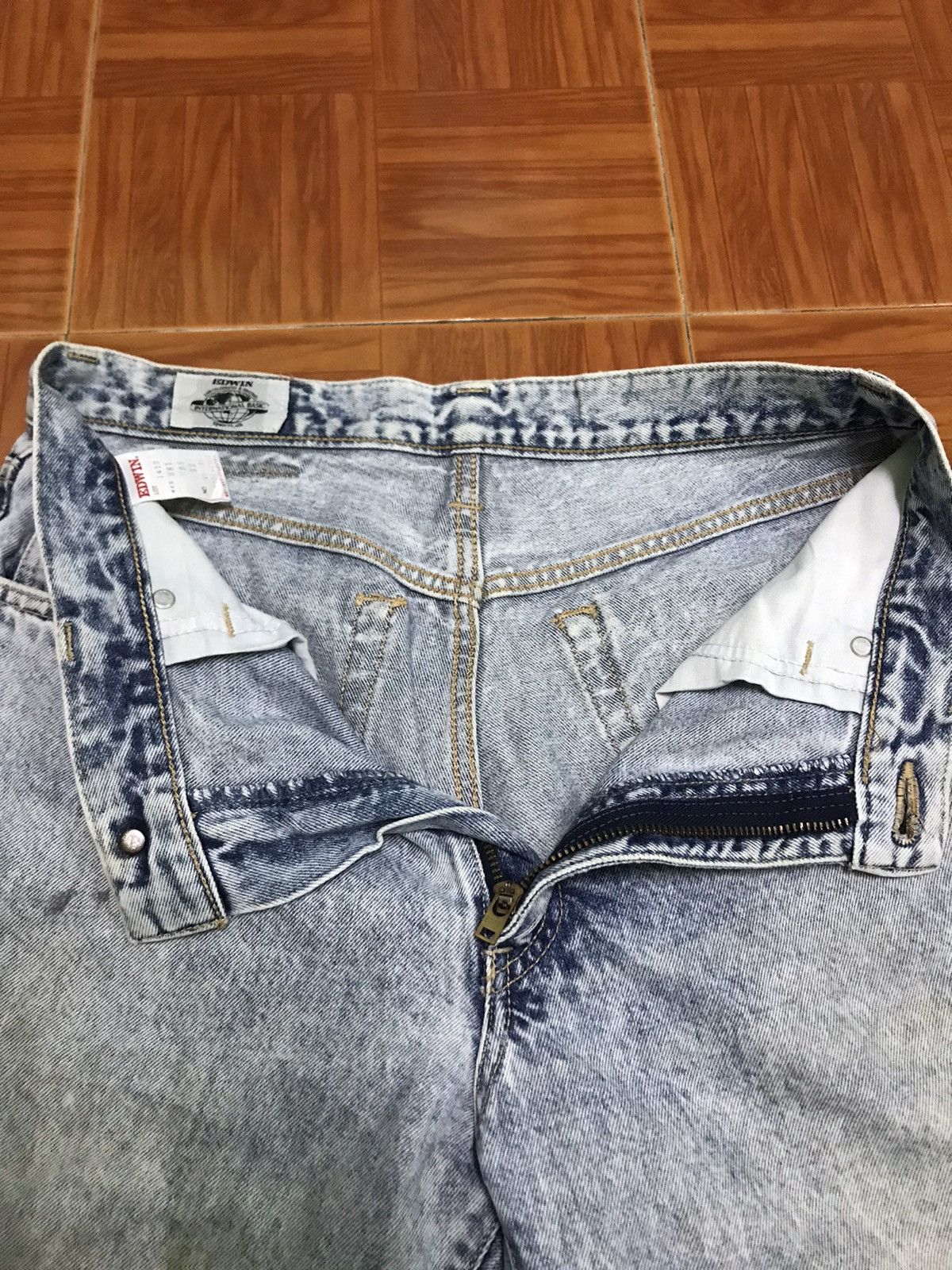 Edwin Vintage Acid Wash Straight Leg Jeans Distressed Hem Faded Size US 31 - 8 Thumbnail