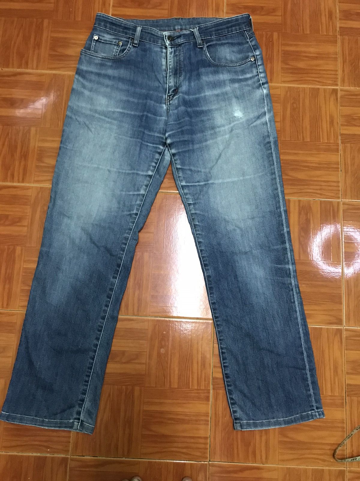 Uniqlo “Men’s Blue Straight-Leg Jeans – Faded Wash, Classic Fit” Size US 31 - 1 Thumbnail