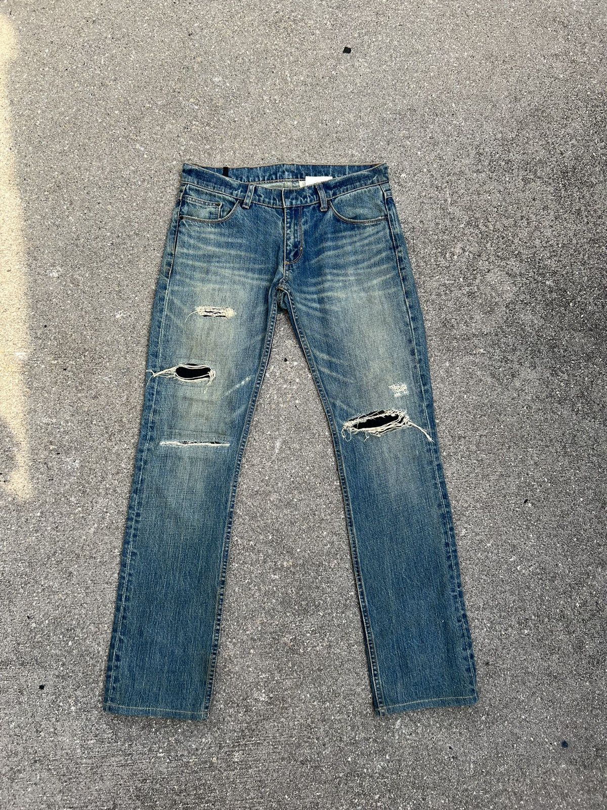 Fadeless Fadeless Japan Ripped Distressed Denim Jeans Size US 30 / EU 46 - 1 Thumbnail