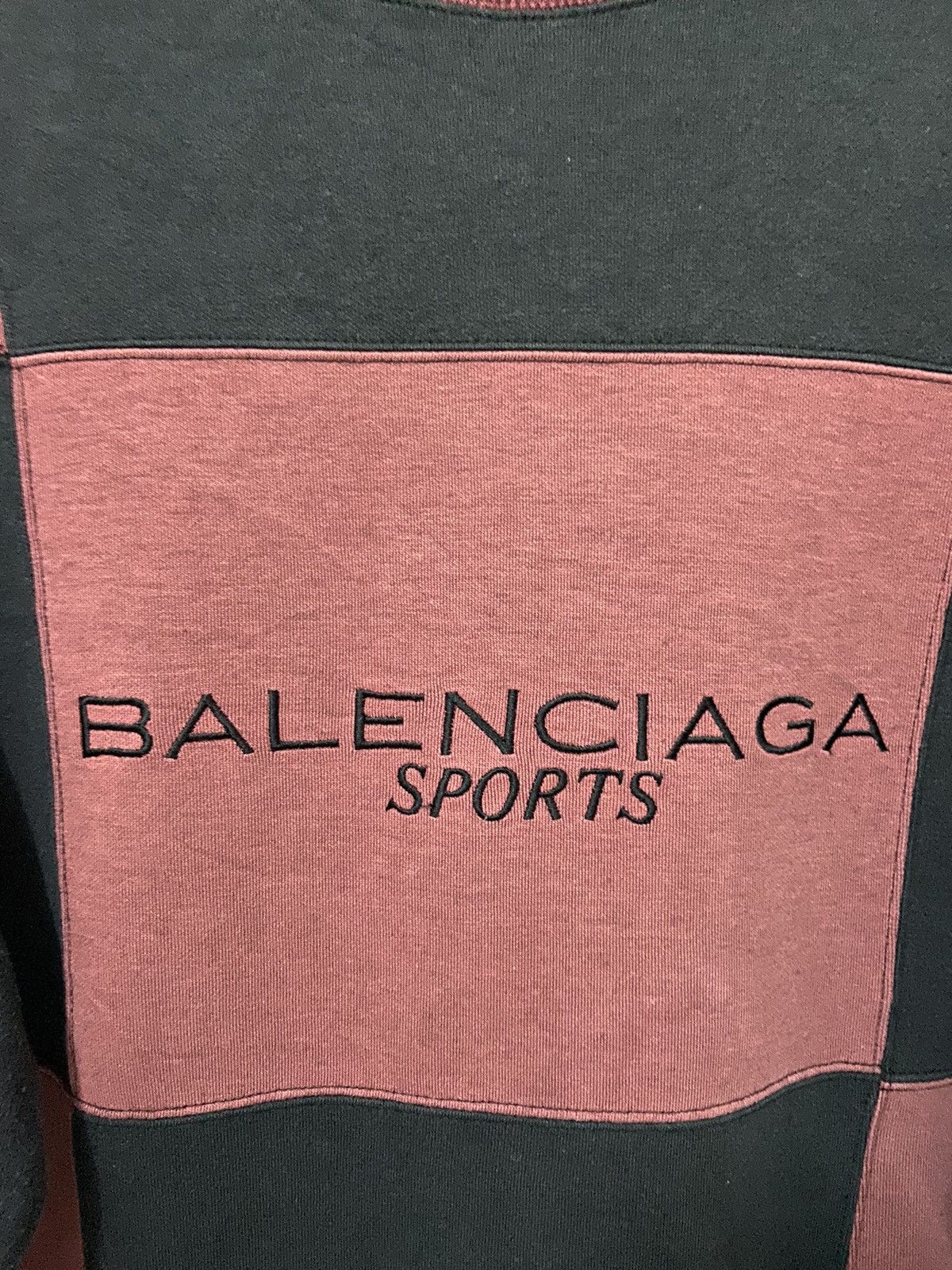 Balenciaga Balenciaga Logo Spellout Sweater Size US M / EU 48-50 / 2 - 11 Thumbnail