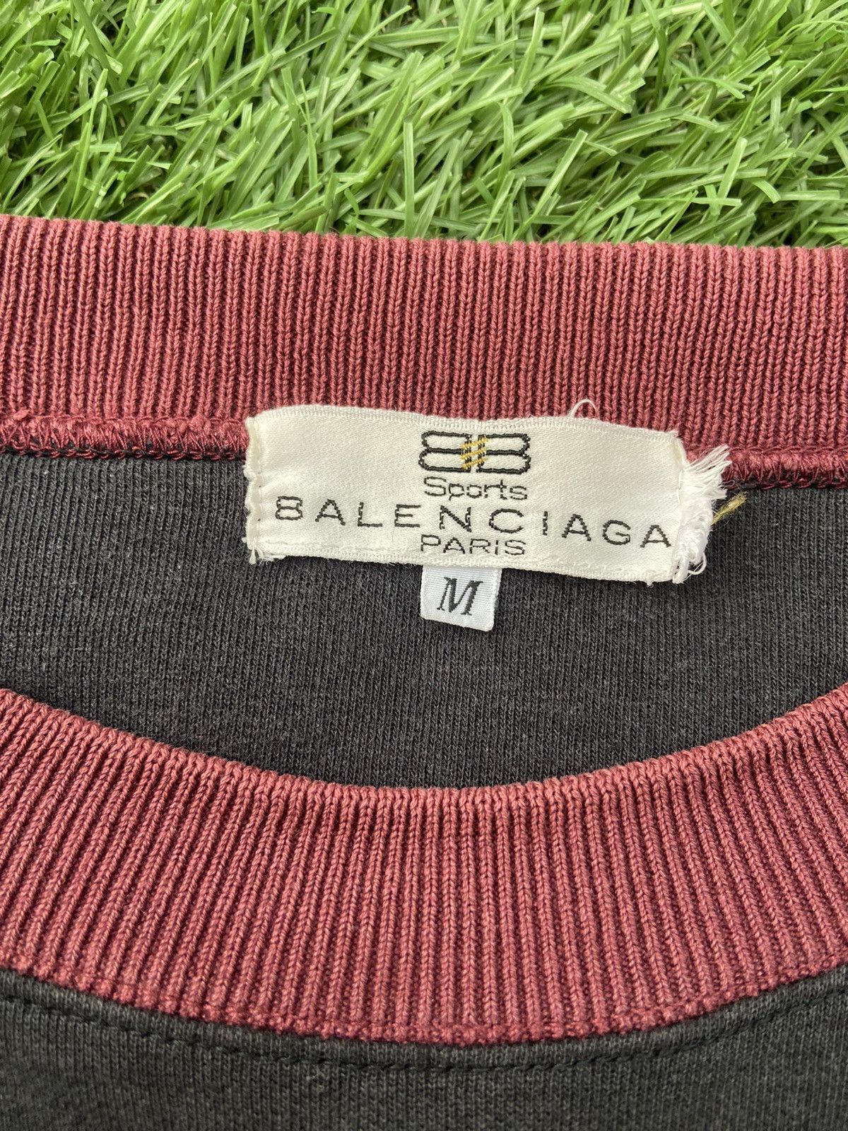 Balenciaga Balenciaga Logo Spellout Sweater Size US M / EU 48-50 / 2 - 2 Thumbnail
