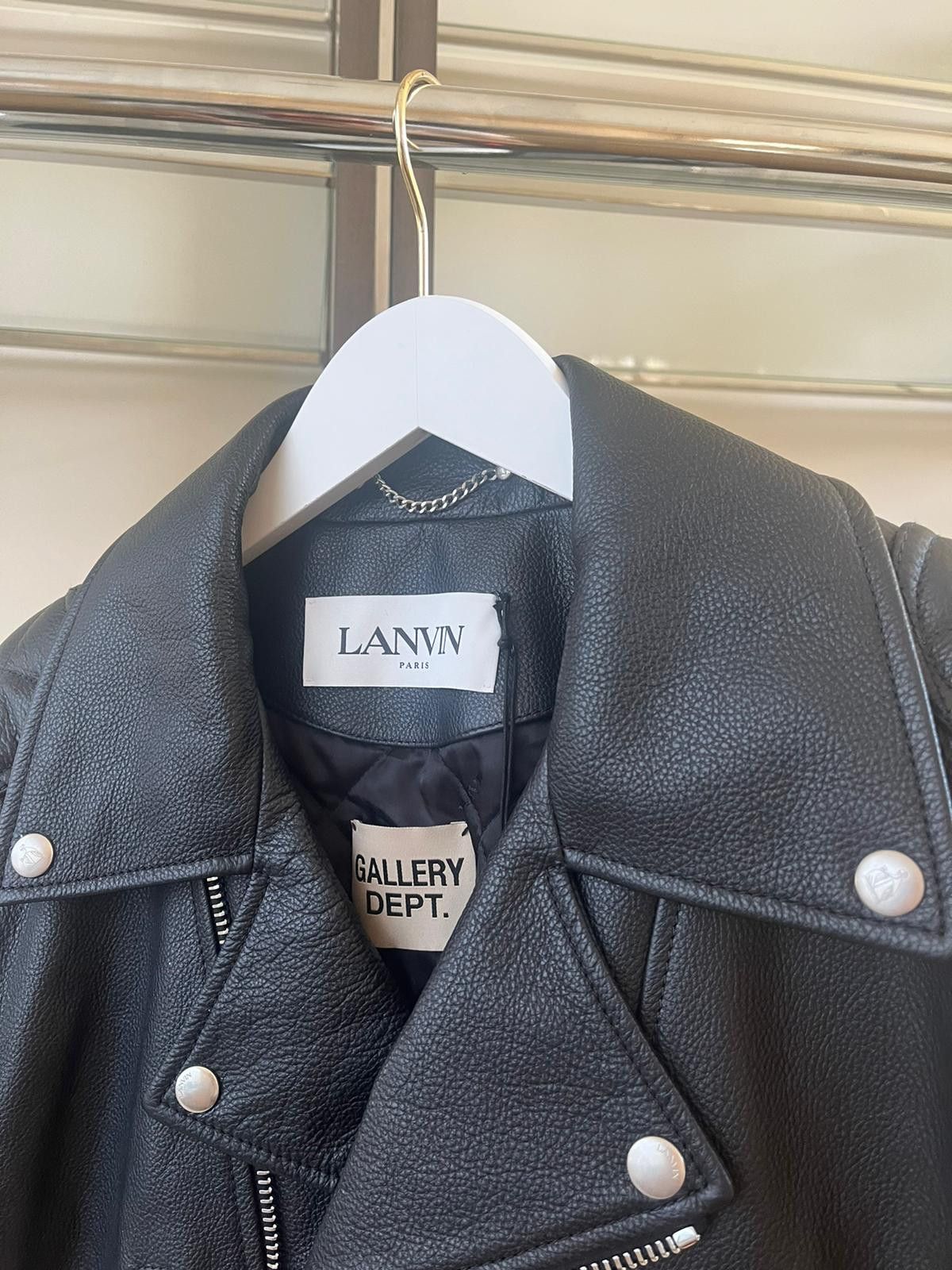 Gallery Dept. × Lanvin Perfecto Leather Jacket With Multicolor Elbow Patch Size US M / EU 48-50 / 2 - 7 Thumbnail