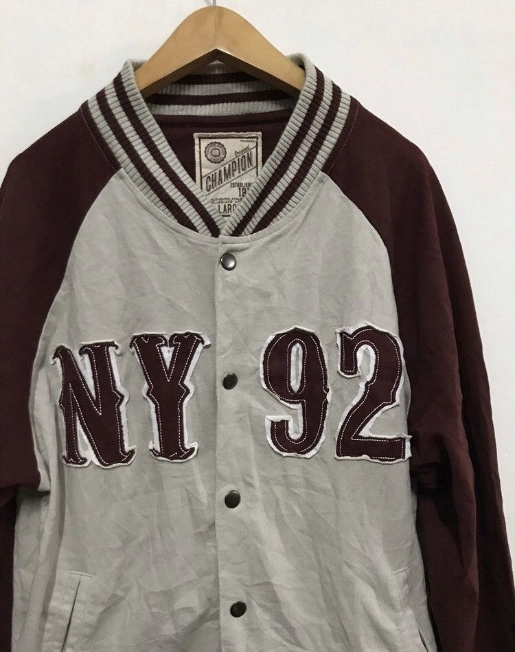 Champion pick up !! Champion varsity jacket Size US L / EU 52-54 / 3 - 7 Thumbnail