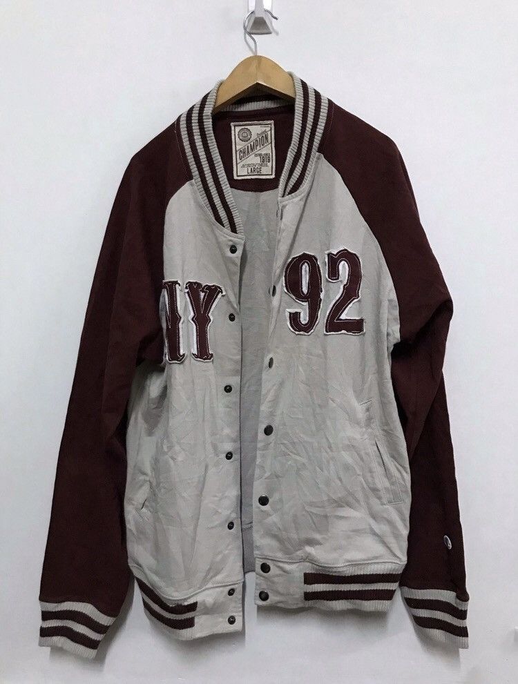 Champion pick up !! Champion varsity jacket Size US L / EU 52-54 / 3 - 8 Thumbnail