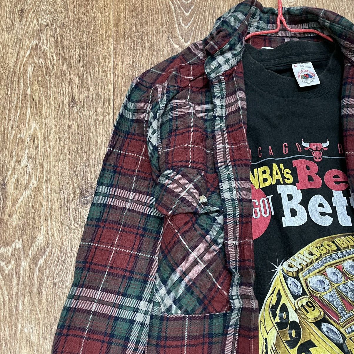 Vintage Vintage 90s Plaid Shirt Graphic Tee Grunge Streetwear Boxy M Size US M / EU 48-50 / 2 - 4 Thumbnail