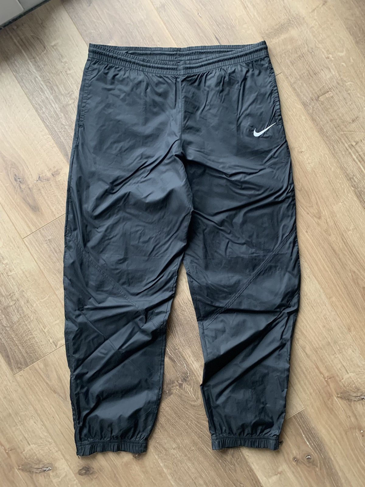 Nike Vintage Nike Embroidered swoosh sweatpants Size US 34 / EU 50 - 3 Thumbnail