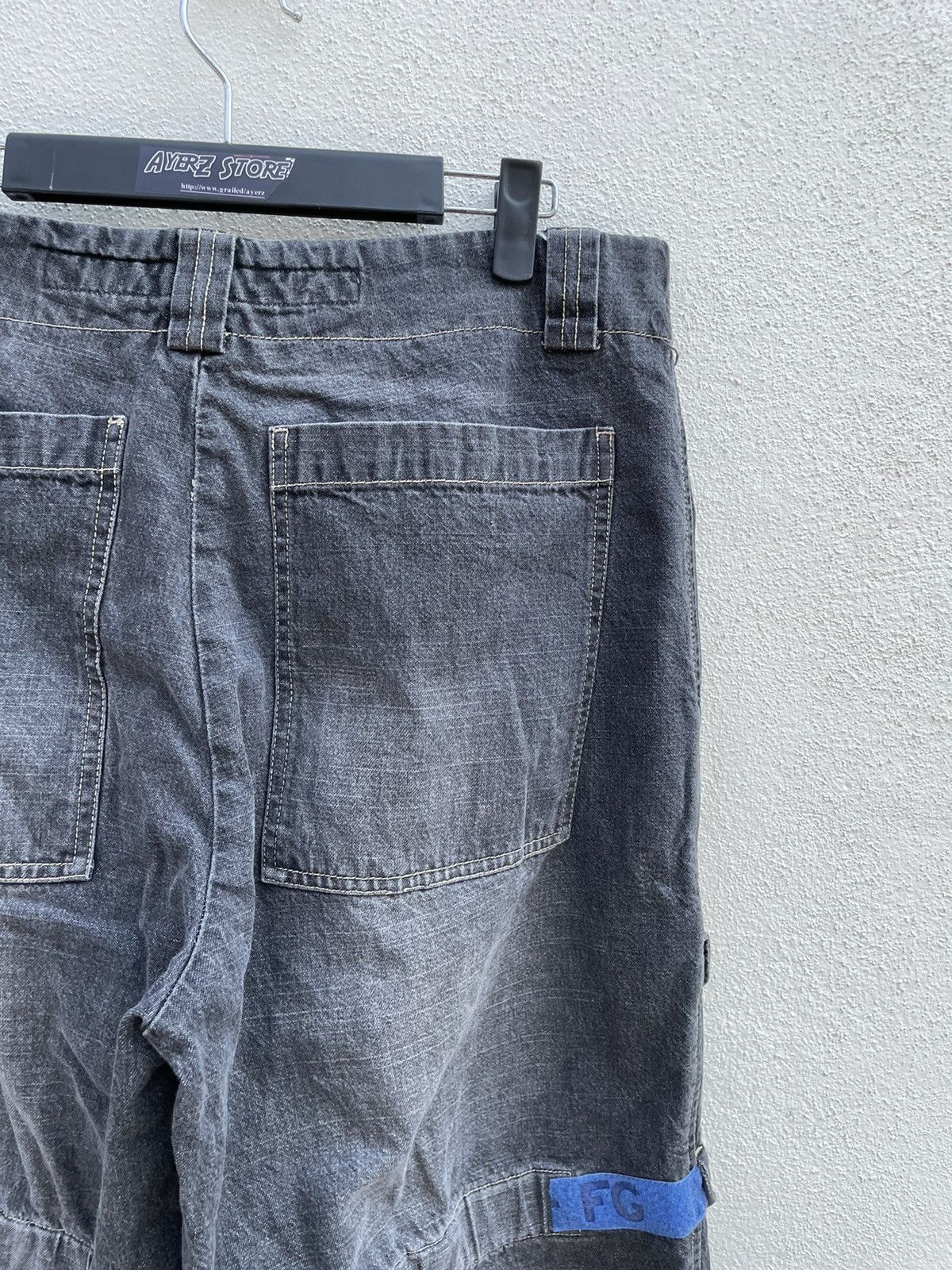 Marithe + Francois Girbaud Marithe Francois Girbaud Velcro Straps Cargo Denim Pants Size US 34 / EU 50 - 10 Thumbnail