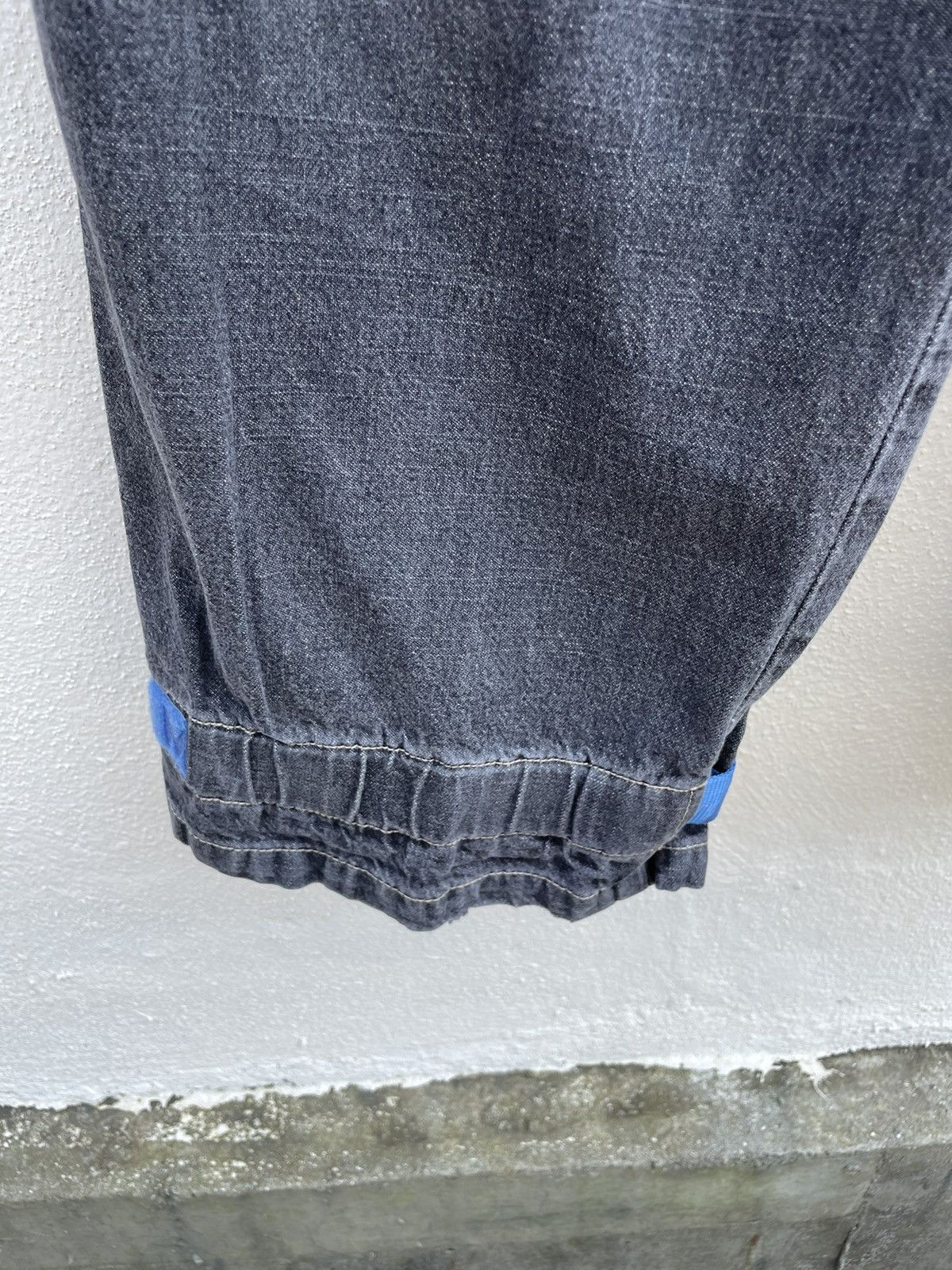 Marithe + Francois Girbaud Marithe Francois Girbaud Velcro Straps Cargo Denim Pants Size US 34 / EU 50 - 15 Thumbnail