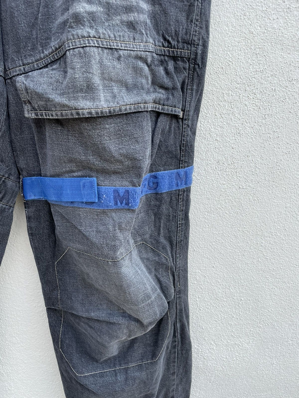 Marithe + Francois Girbaud Marithe Francois Girbaud Velcro Straps Cargo Denim Pants Size US 34 / EU 50 - 5 Thumbnail