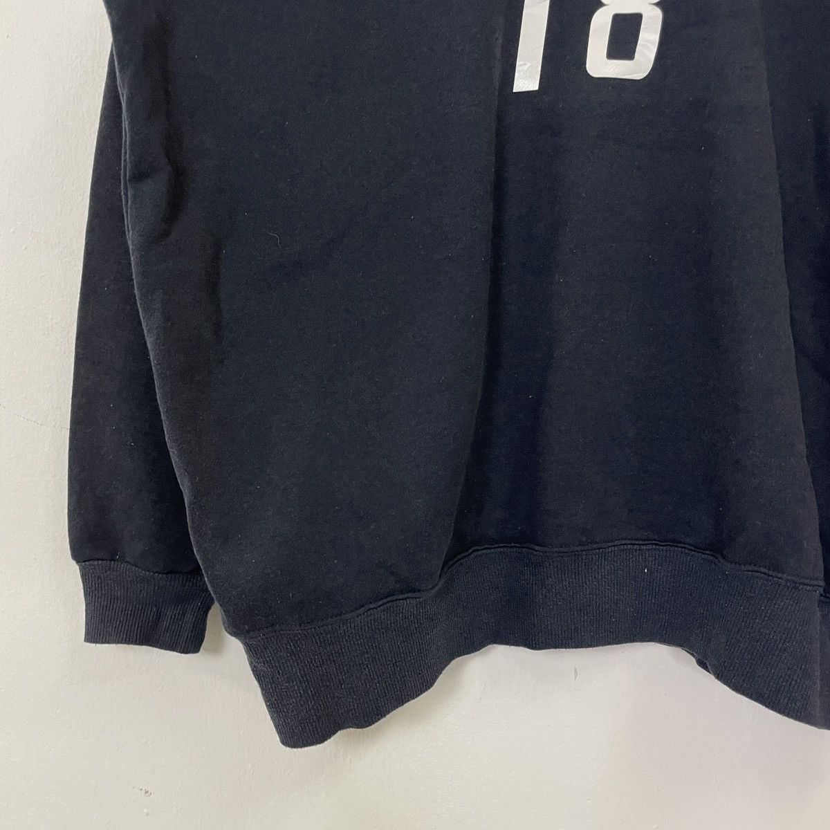 Japanese Brand Vintage Line Big Logo Crewneck Sweatshirt Size US XL / EU 56 / 4 - 9 Thumbnail