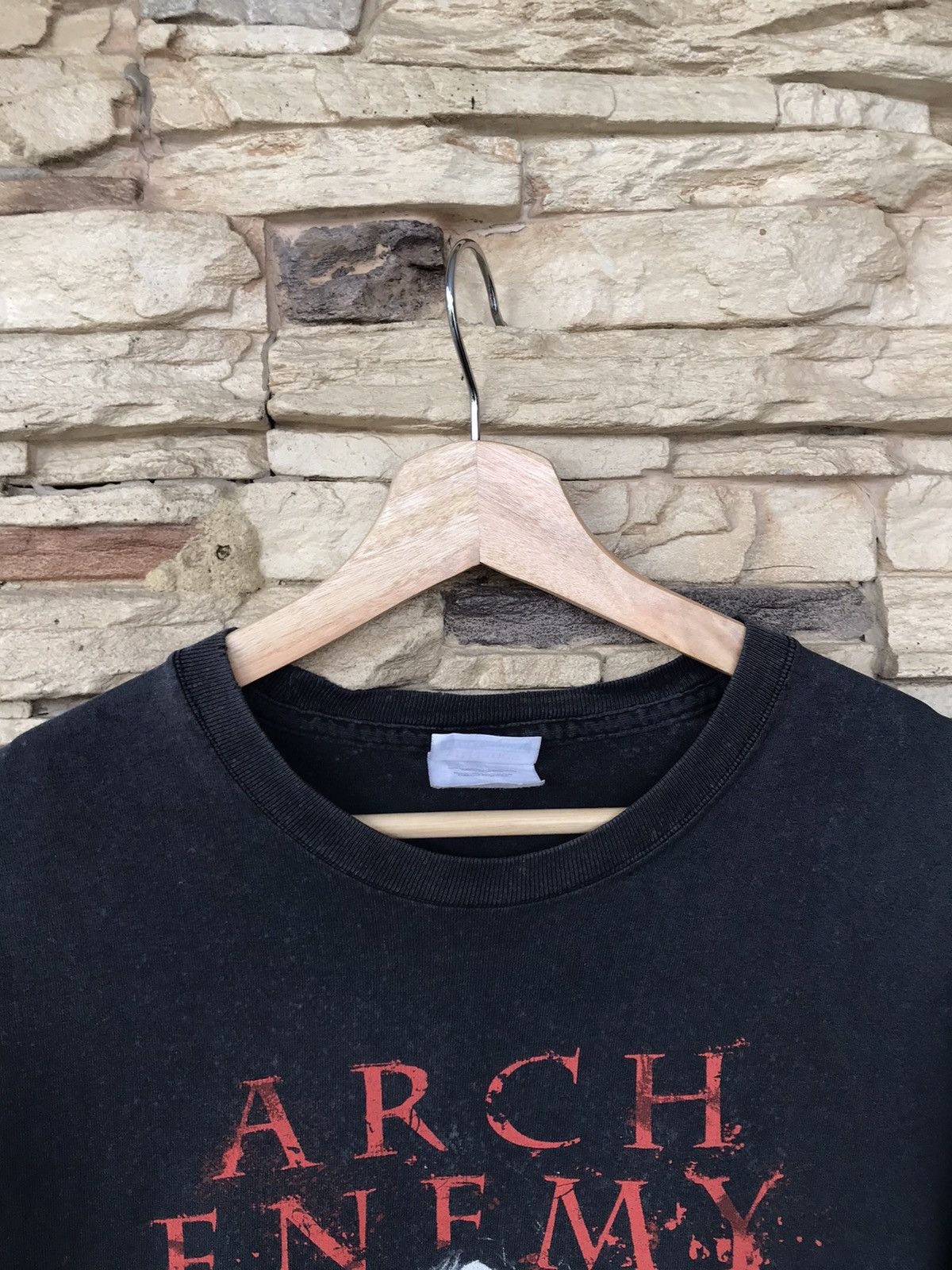 Band Tees Vintage Distressed Arch Enemy Band Tee metallica slayers Size US M / EU 48-50 / 2 - 4 Thumbnail