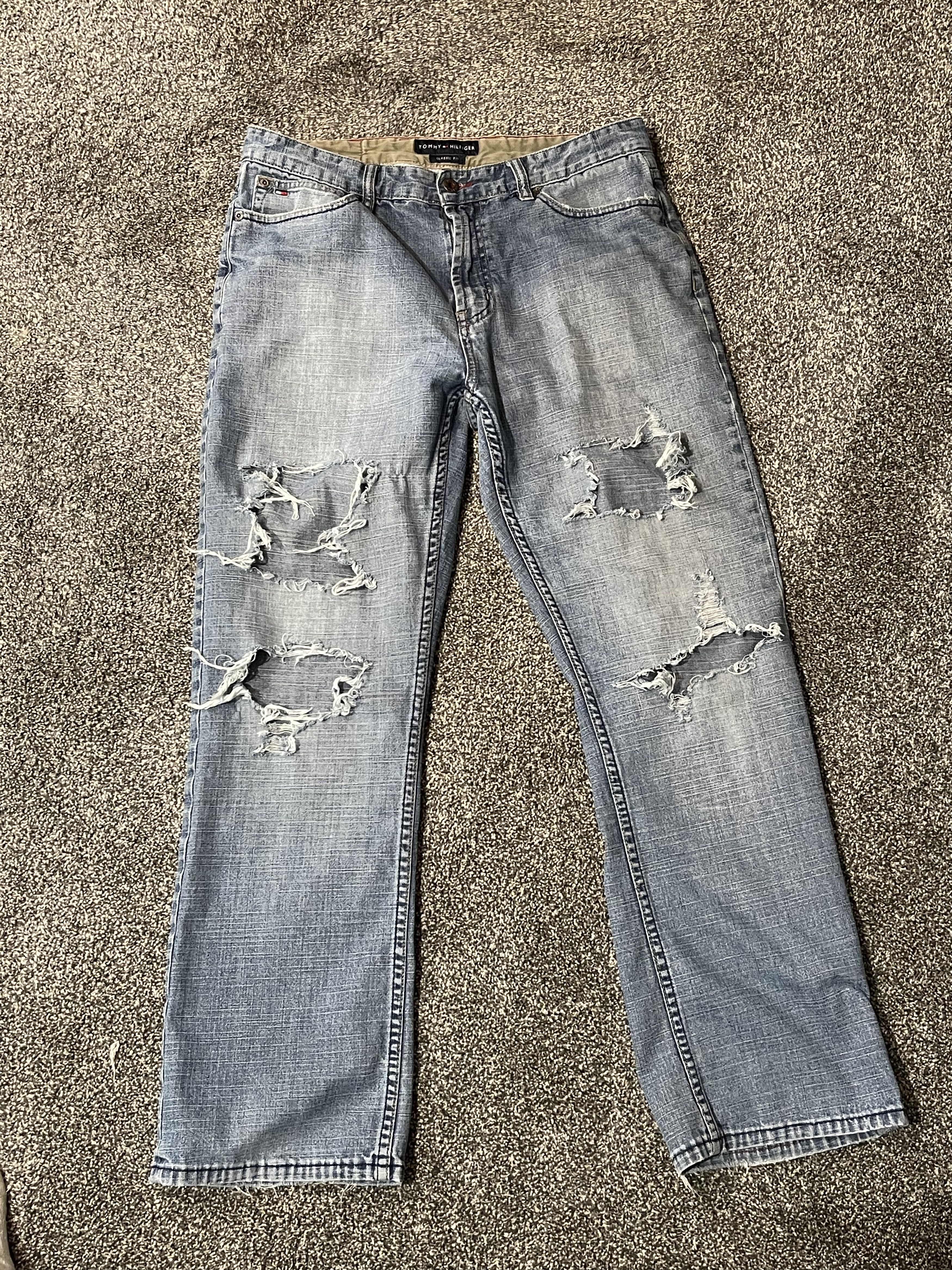 Tommy Hilfiger × Vintage Vintage Distressed Tommy Hilfiger Denim 32 x 30 Size US 32 / EU 48 - 3 Thumbnail