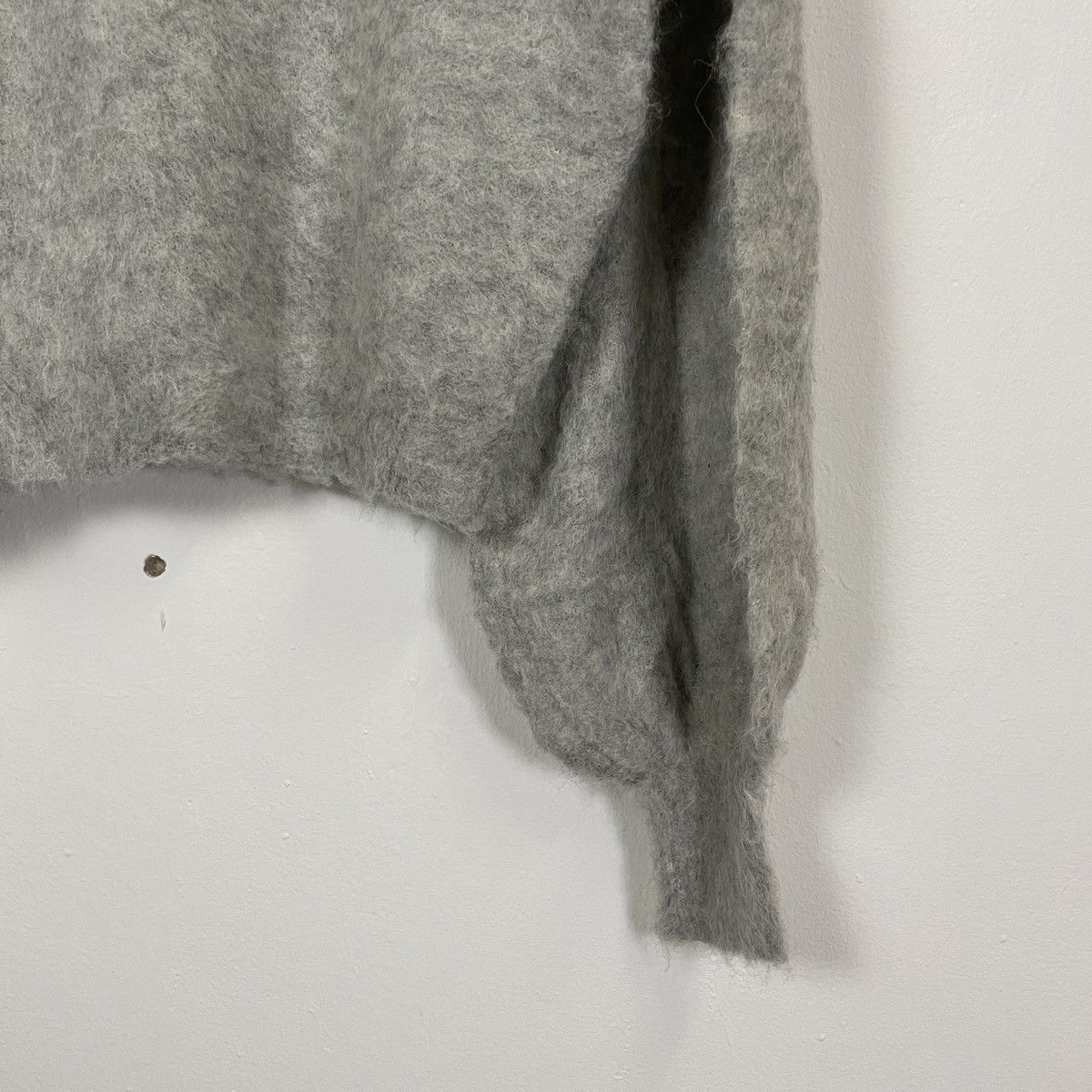 Aran Isles Knitwear Vintage JeanAsis Crewneck Plain Mohair Knitwear Size US L / EU 52-54 / 3 - 10 Thumbnail