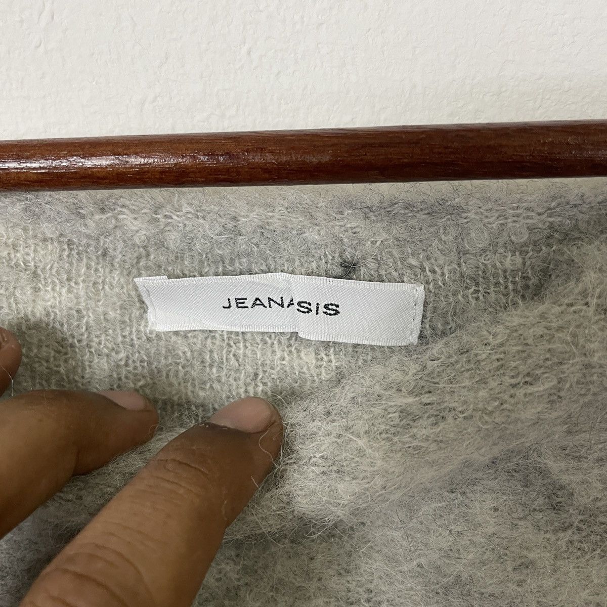Aran Isles Knitwear Vintage JeanAsis Crewneck Plain Mohair Knitwear Size US L / EU 52-54 / 3 - 6 Thumbnail
