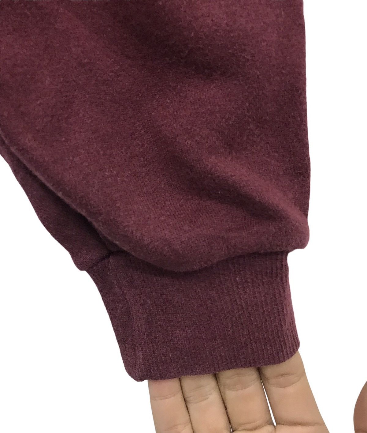 HANES BIG LOGO SWEATSHIRT