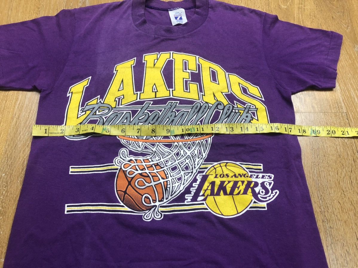 NBA Vintage Lakers T-Shirt Size US M / EU 48-50 / 2 - 7 Thumbnail
