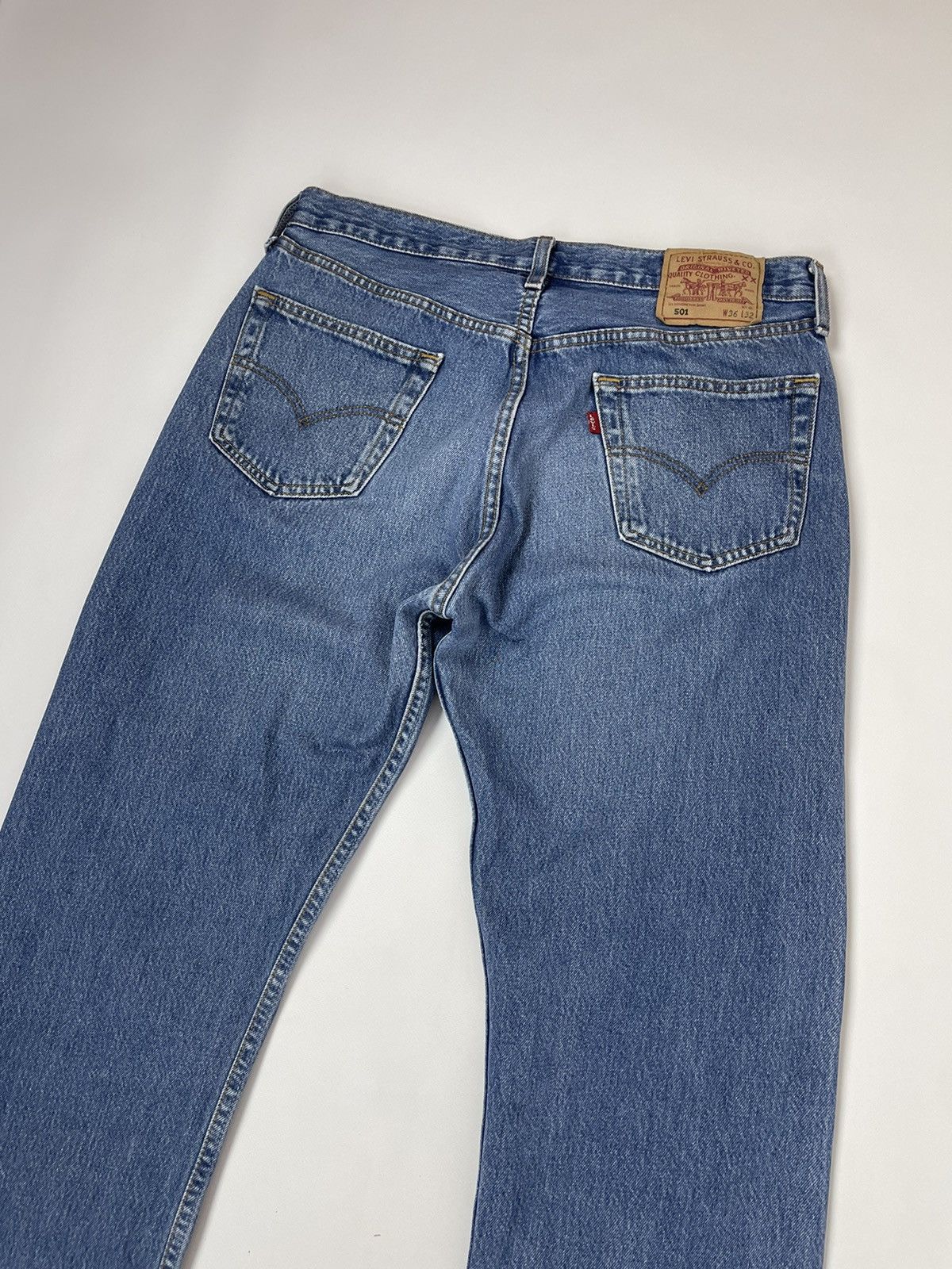 Levi's Levi’s 501 vintage made in UK blue classic denim jeans pants Size US 36 / EU 52 - 2 Thumbnail
