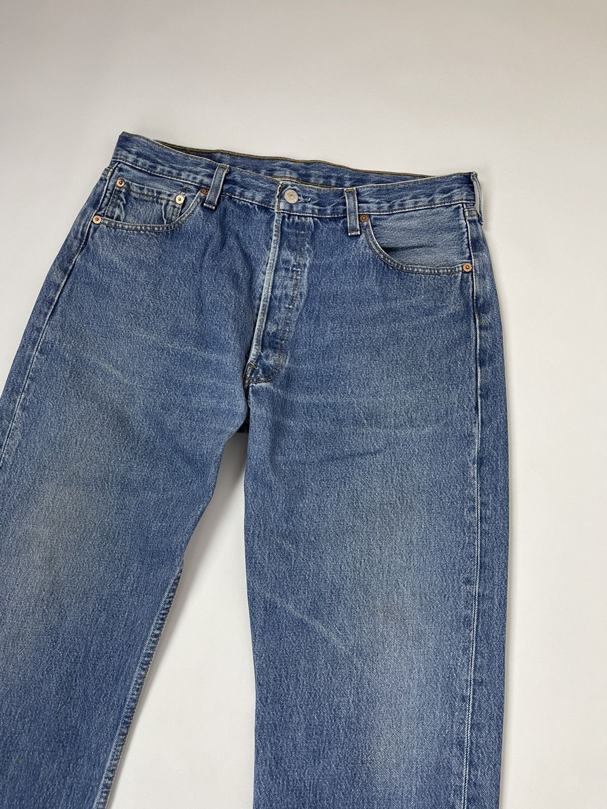 Levi's Levi’s 501 vintage made in UK blue classic denim jeans pants Size US 36 / EU 52 - 10 Thumbnail