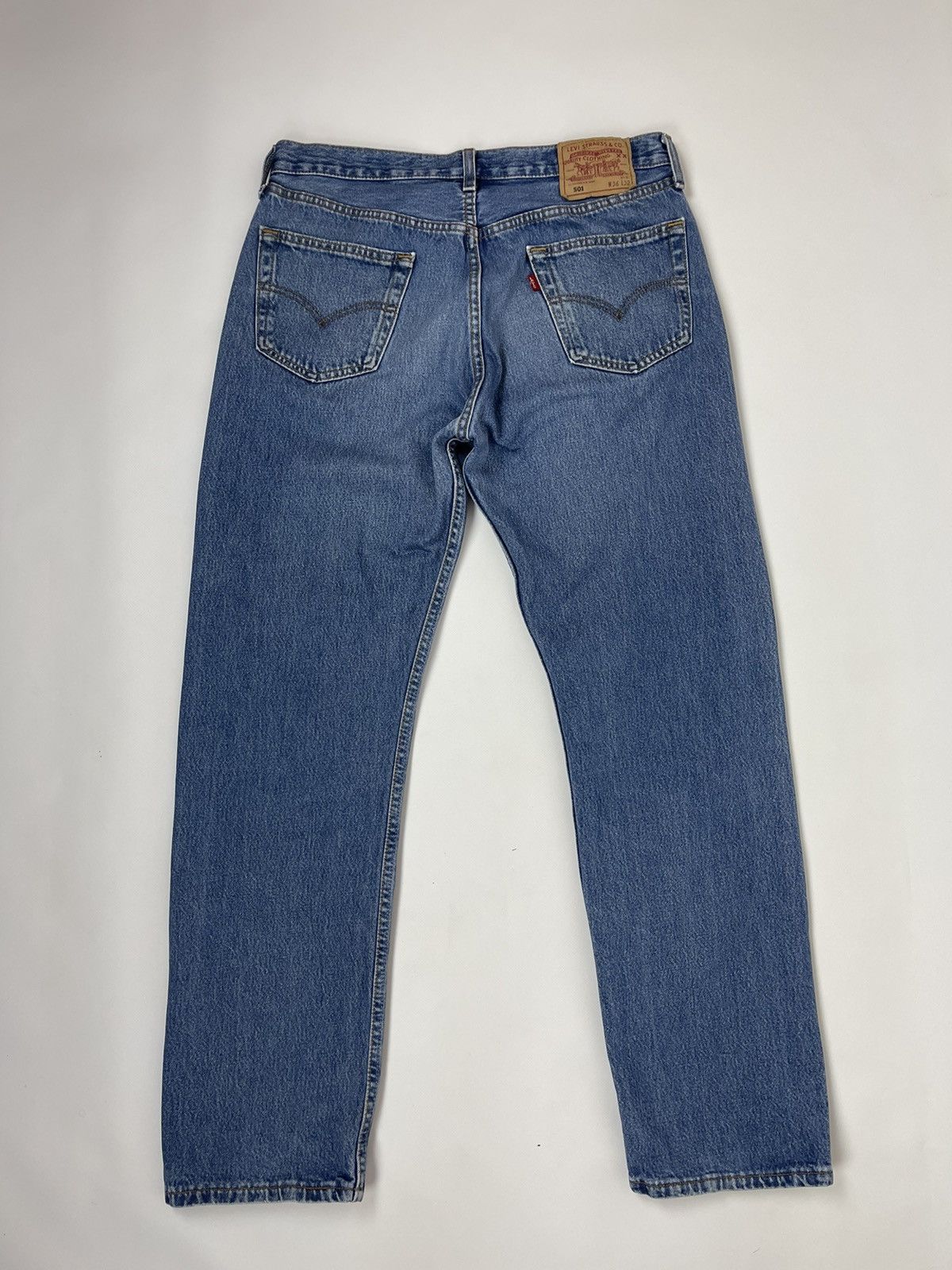 Levi's Levi’s 501 vintage made in UK blue classic denim jeans pants Size US 36 / EU 52 - 1 Thumbnail