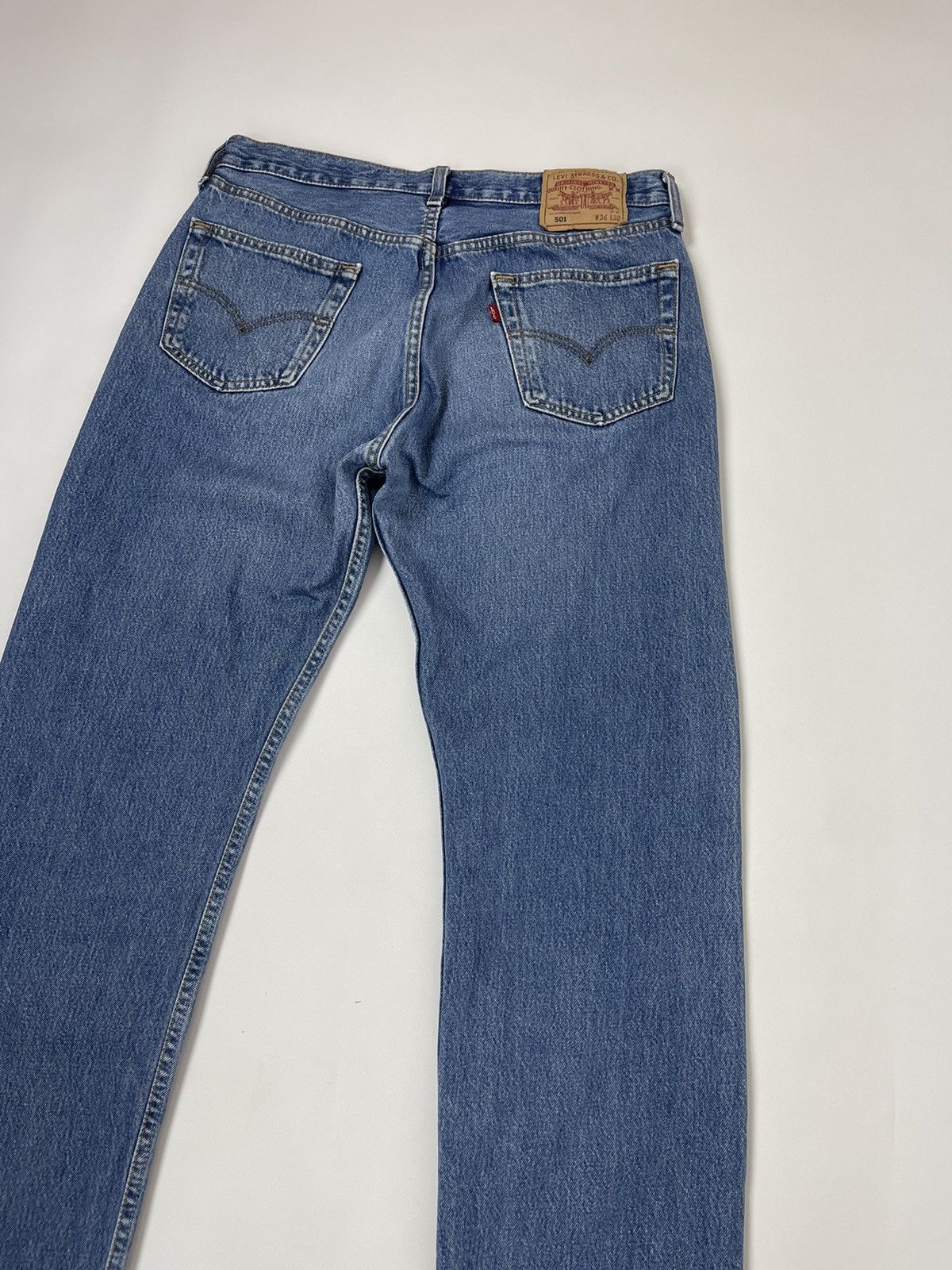 Levi's Levi’s 501 vintage made in UK blue classic denim jeans pants Size US 36 / EU 52 - 5 Thumbnail