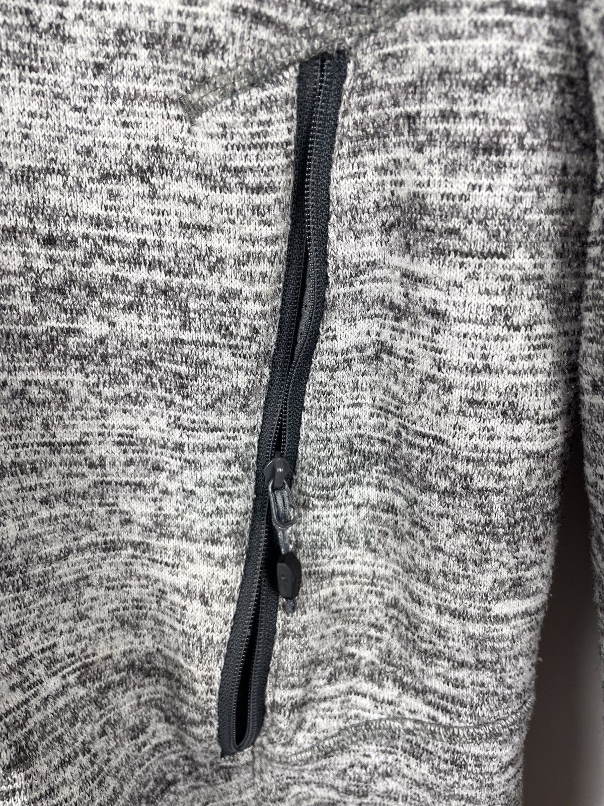 Berghaus Berghaus Tech Zip Hoodie Gray Hooded Full Zip size S Size US S / EU 44-46 / 1 - 6 Thumbnail