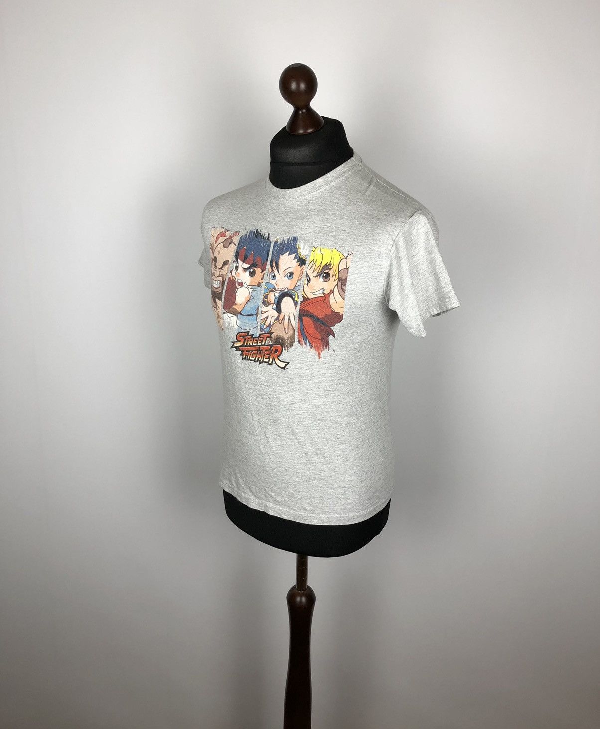 Japanese Brand Vintage Capcom Street Fighter Video Game T-Shirt Y2K Tee S Size US S / EU 44-46 / 1 - 1 Thumbnail