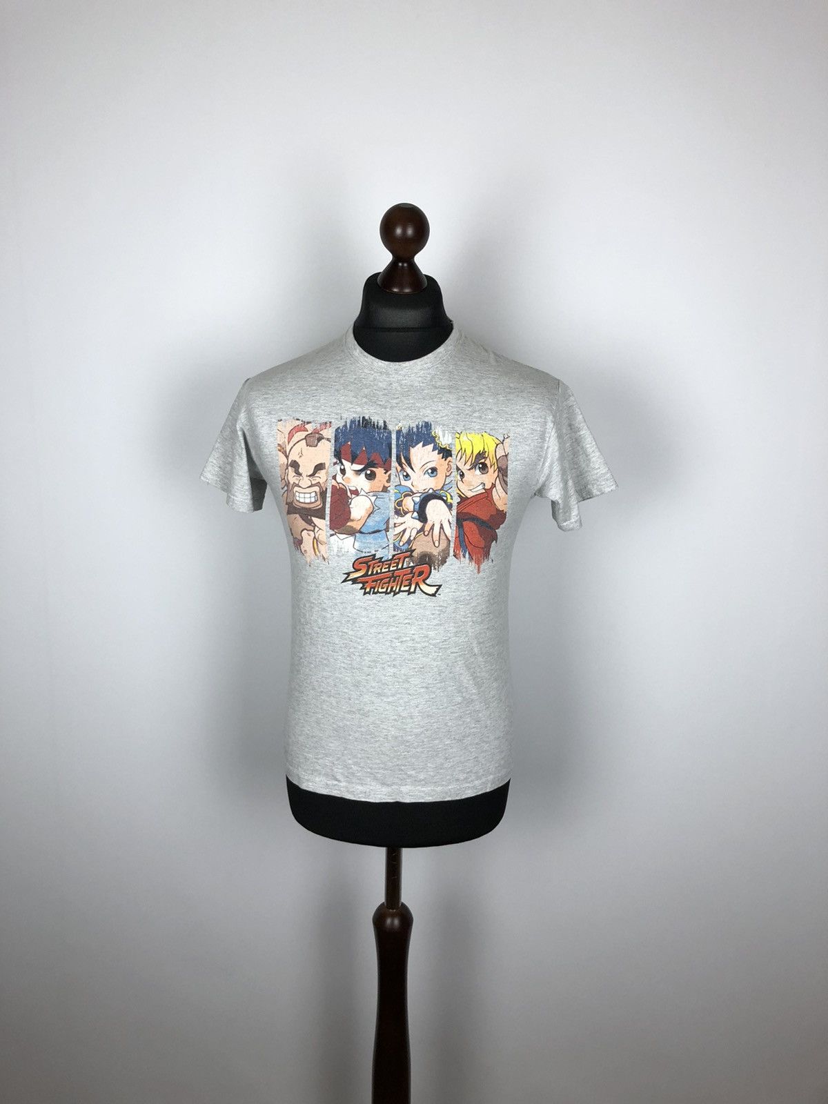 Japanese Brand Vintage Capcom Street Fighter Video Game T-Shirt Y2K Tee S Size US S / EU 44-46 / 1 - 2 Thumbnail