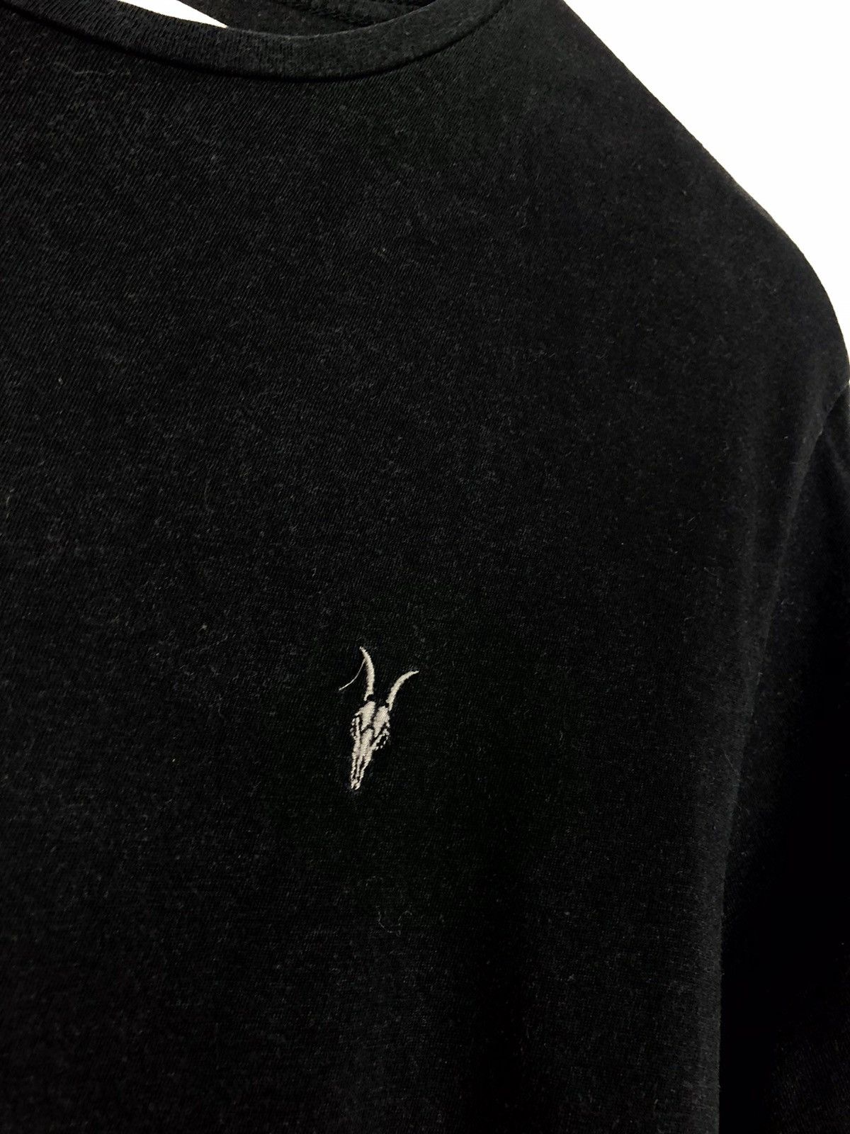 Allsaints AllSaints Basic Crew Neck T-Shirt Embroidered Small Logo Size US S / EU 44-46 / 1 - 3 Thumbnail