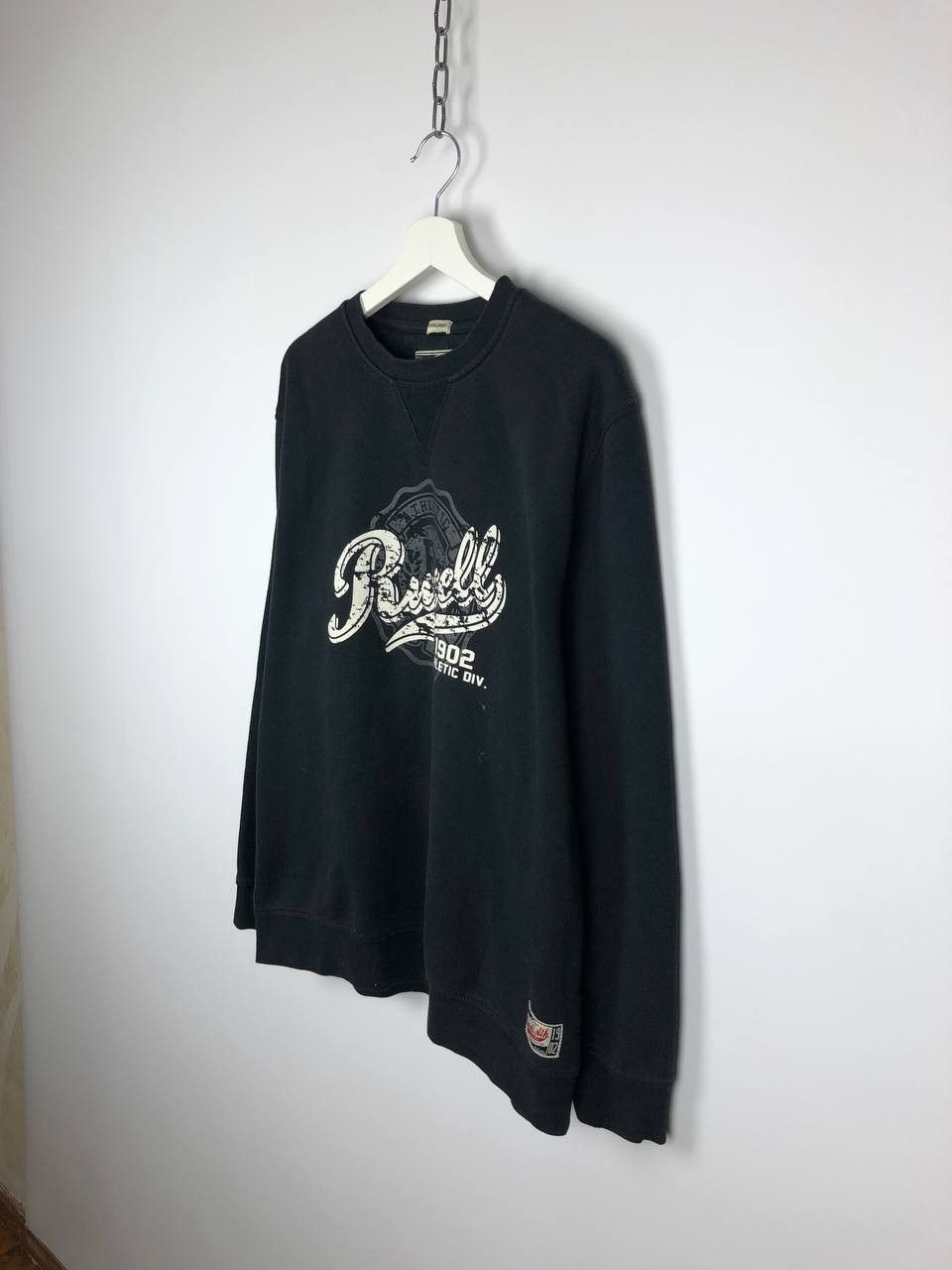 Russell Athletic Russell Athletic Vintage Sweatshirt Crewneck Center Logo XL Size US XL / EU 56 / 4 - 2 Thumbnail
