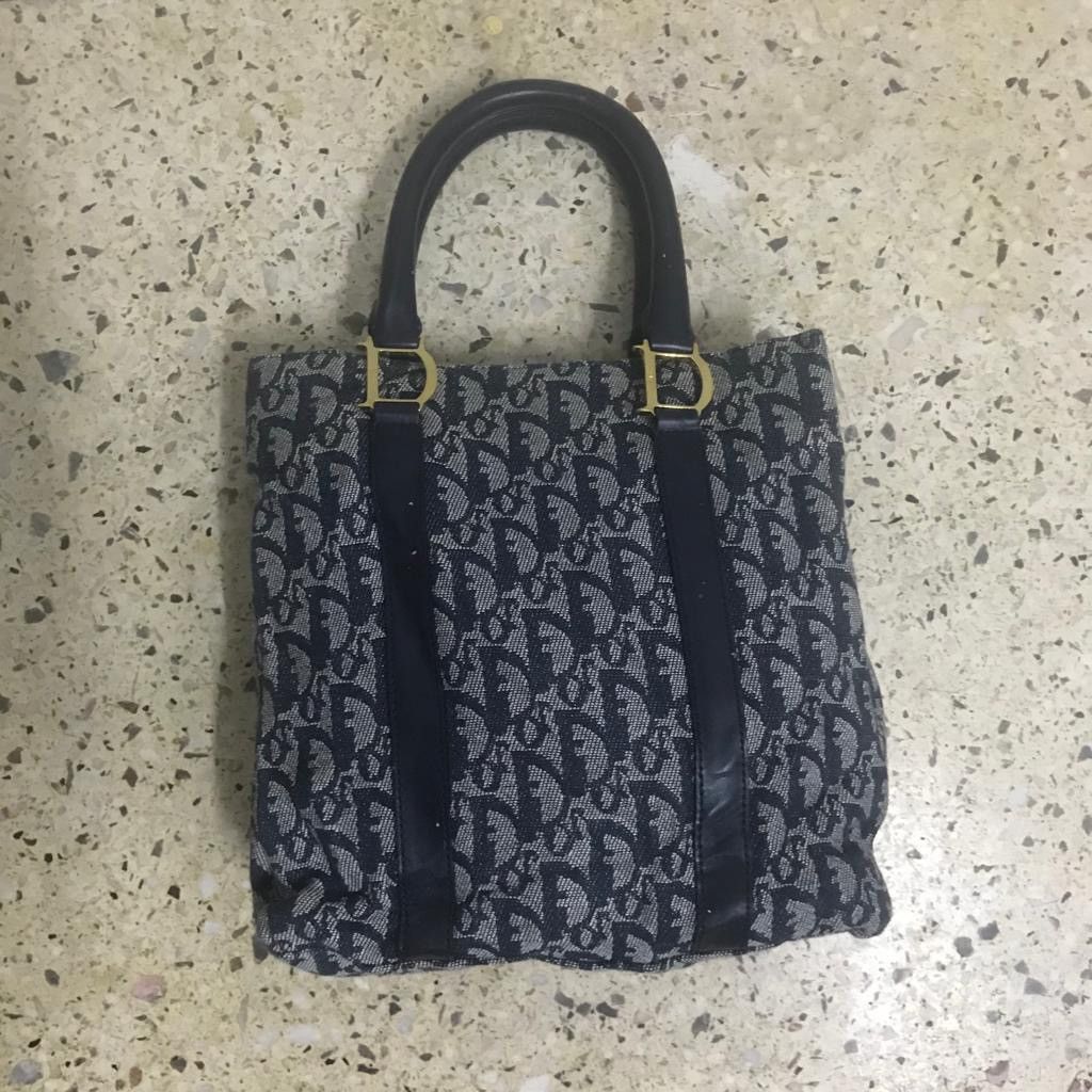 Dior 🔥 Steals 🔥Rare Vintage Dior bag Size ONE SIZE - 4 Thumbnail