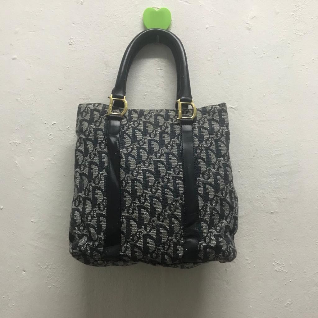 Dior 🔥 Steals 🔥Rare Vintage Dior bag Size ONE SIZE - 3 Thumbnail